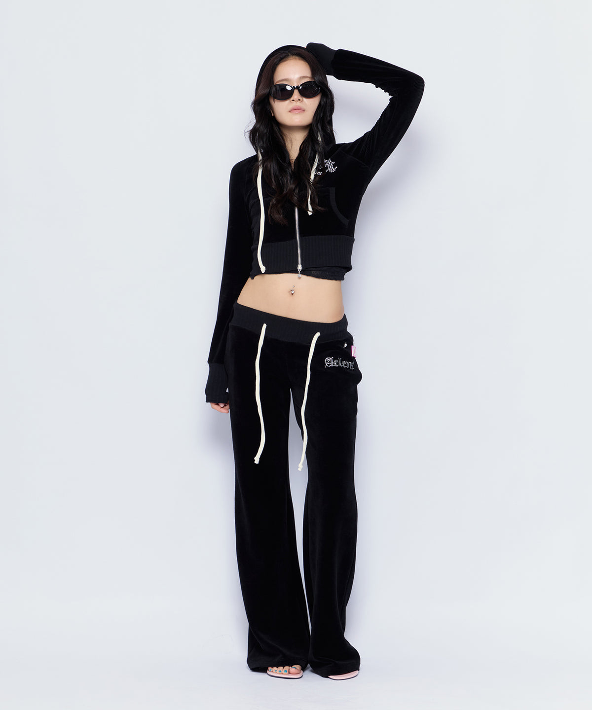 MODEL:170cm/COLOR:BLK/SIZE:F