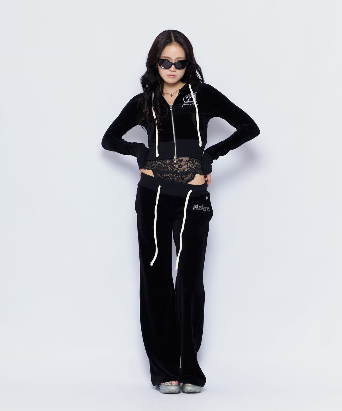 MODEL:170cm/COLOR:BLK/SIZE:F