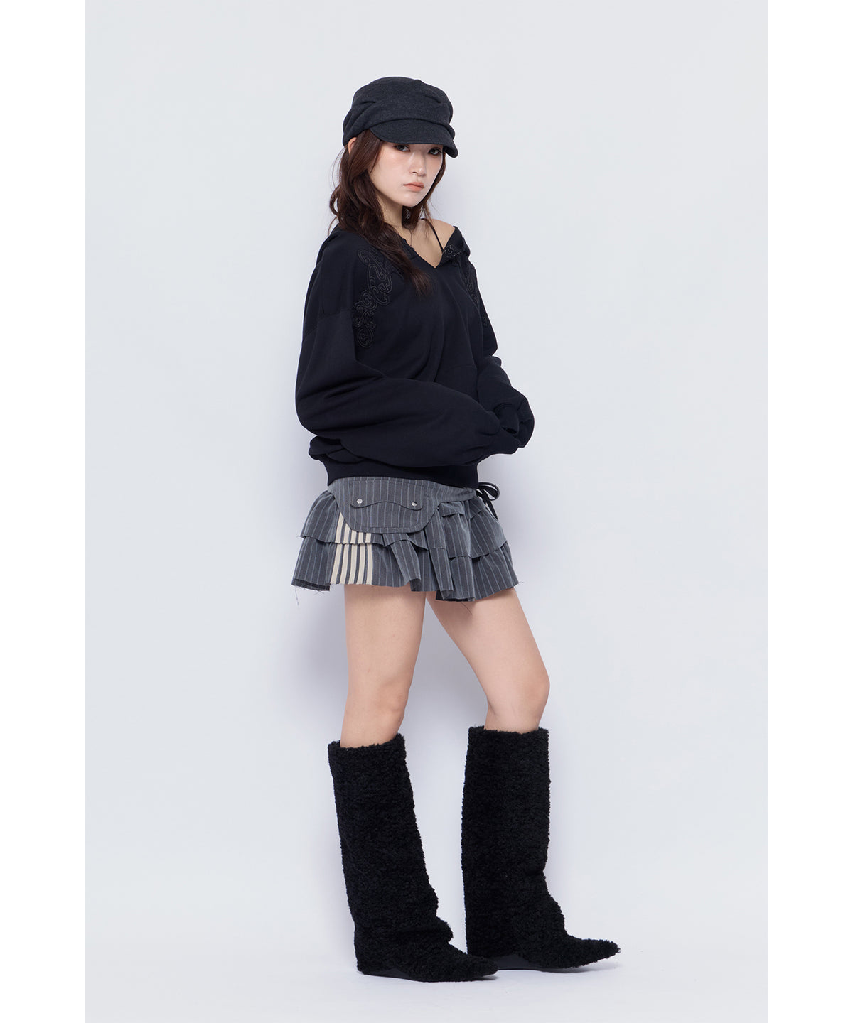 MODEL:170cm/COLOR:BLK/SIZE:F