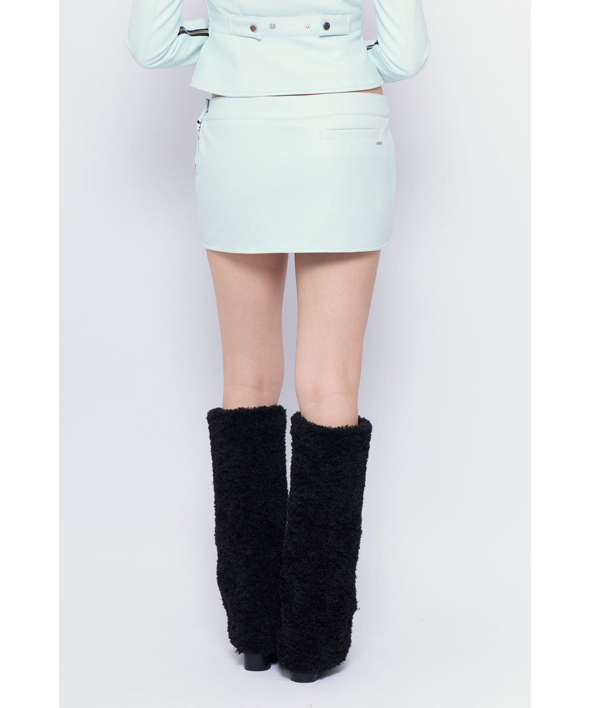 MODEL:170cm/COLOR:L/TRQ/SIZE:F