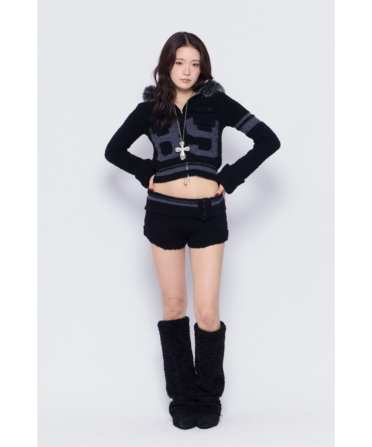MODEL:170cm/COLOR:BLK/SIZE:F