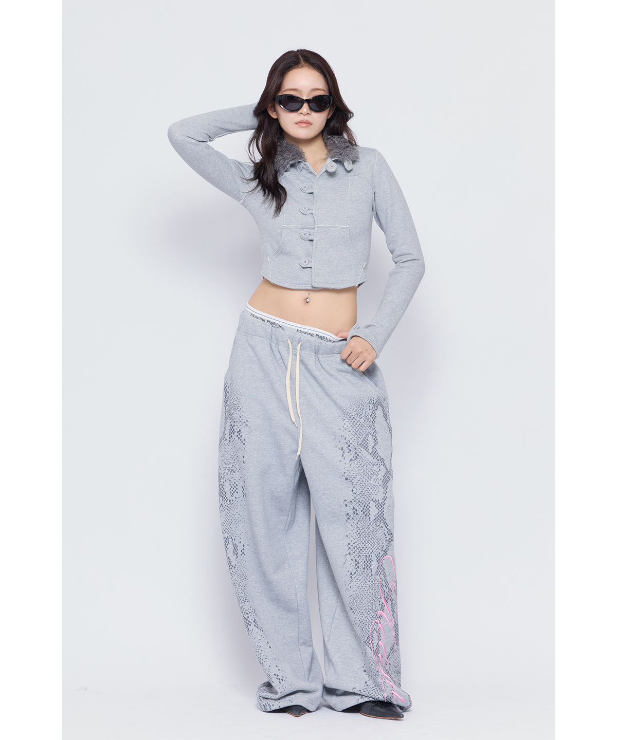 MODEL:170cm/COLOR:GRY/SIZE:F