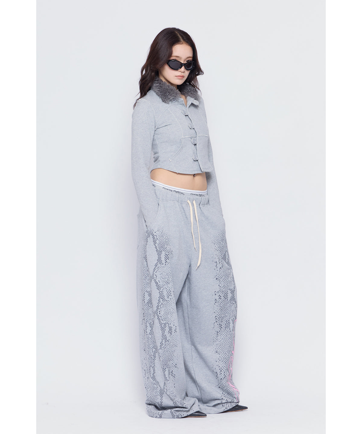 MODEL:170cm/COLOR:GRY/SIZE:F