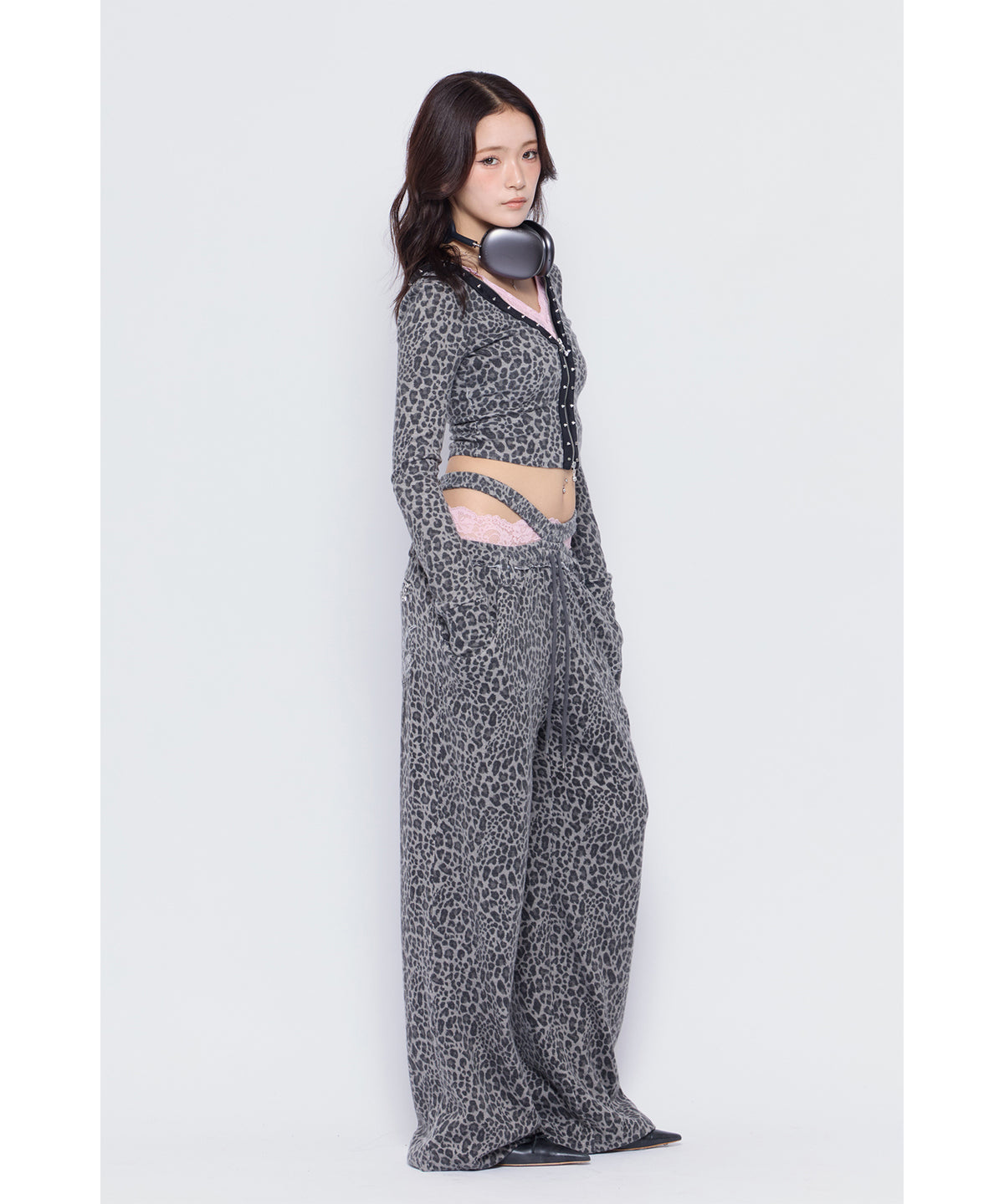 MODEL:170cm/COLOR:BLK/SIZE:F