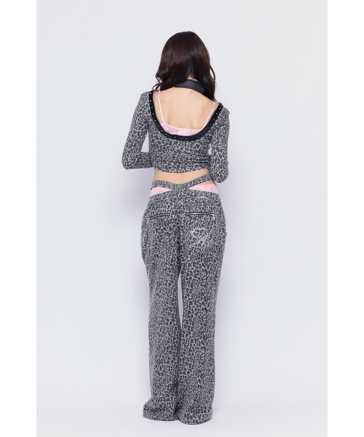 MODEL:170cm/COLOR:BLK/SIZE:F
