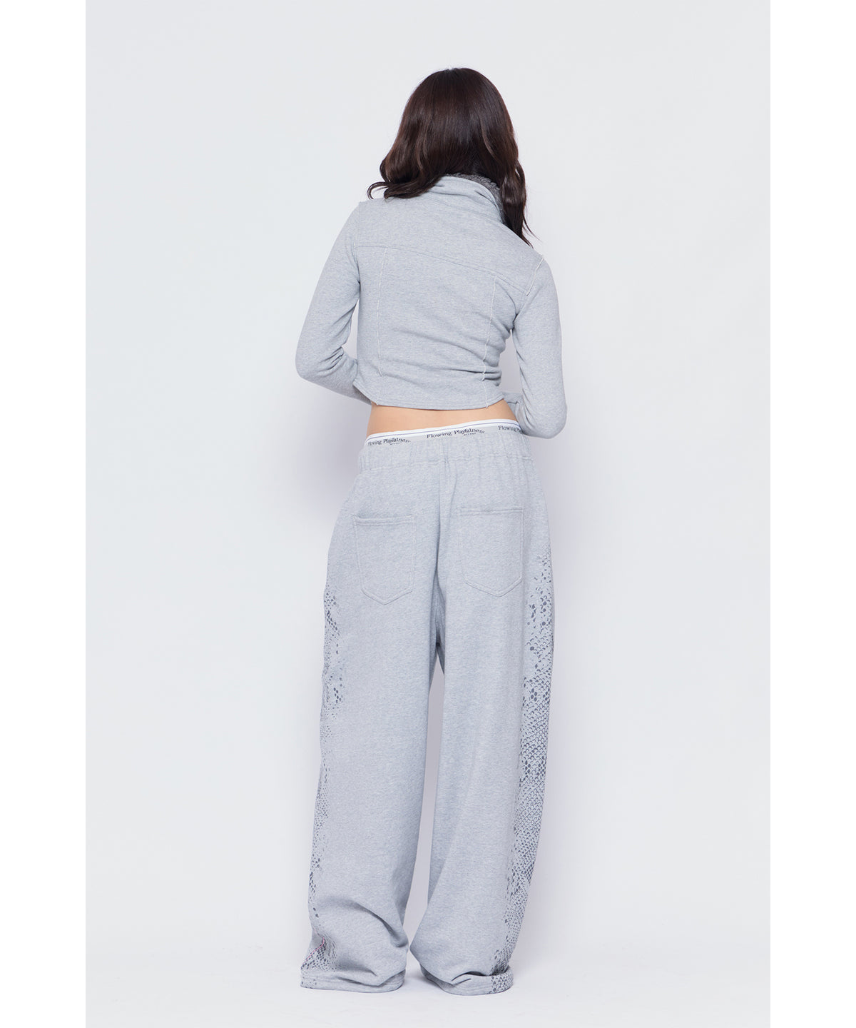 MODEL:170cm/COLOR:GRY/SIZE:F