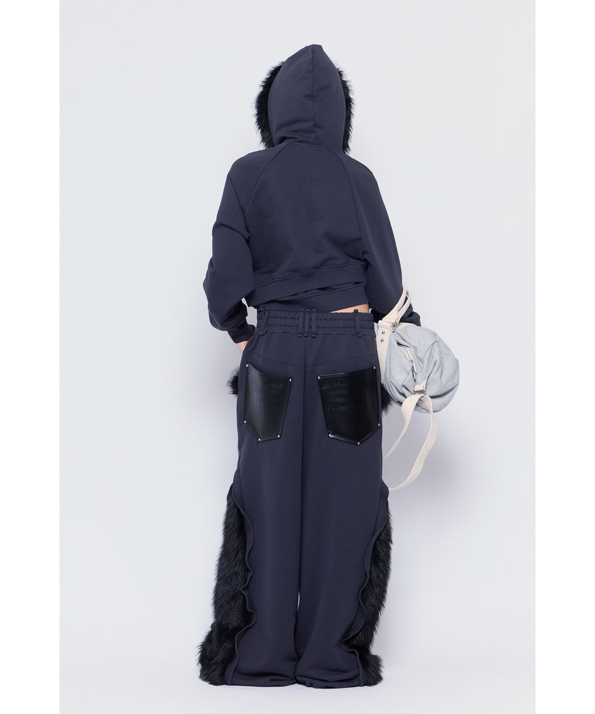 MODEL:170cm/COLOR:D/GRY/SIZE:F