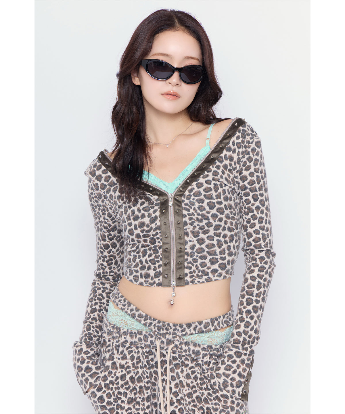 MODEL:170cm/COLOR:BRN/SIZE:F