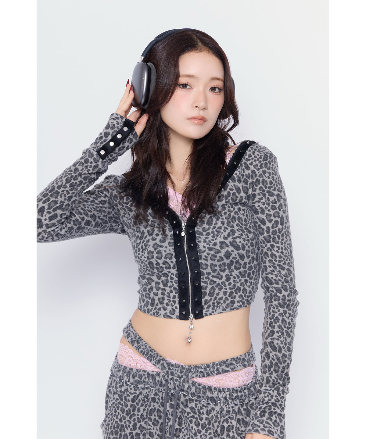 MODEL:170cm/COLOR:BLK/SIZE:F