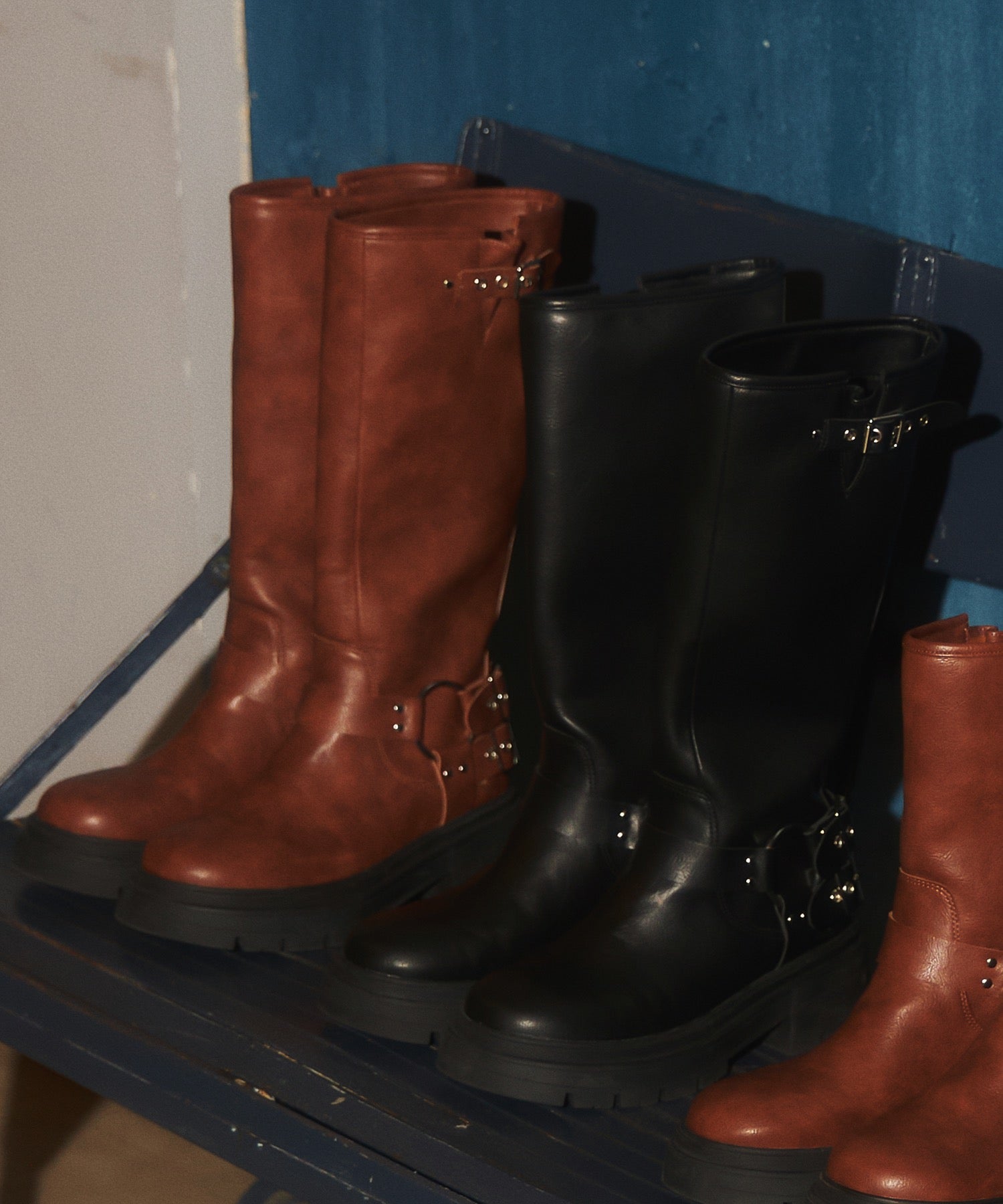 Round buckle long boots｜ACLENT（アクレント）