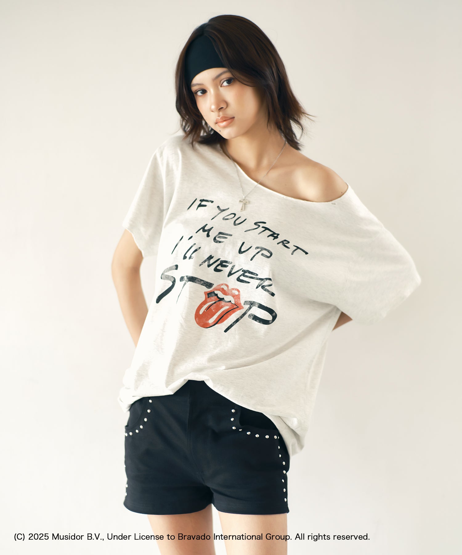 MODEL:170cm/COLOR:LIGHT GRAY/SIZE:F