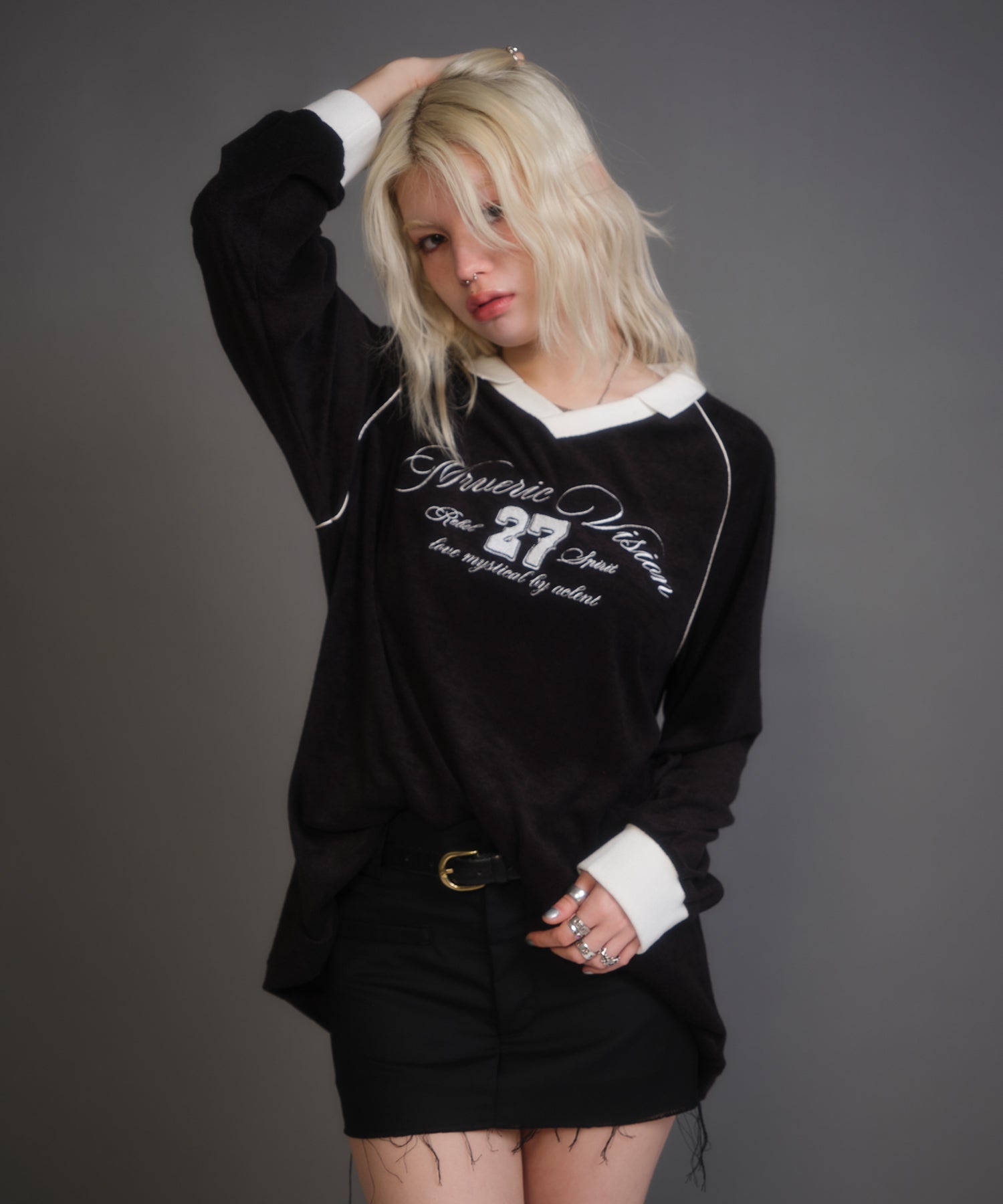 MODEL:170cm/COLOR:BLACK/SIZE:F