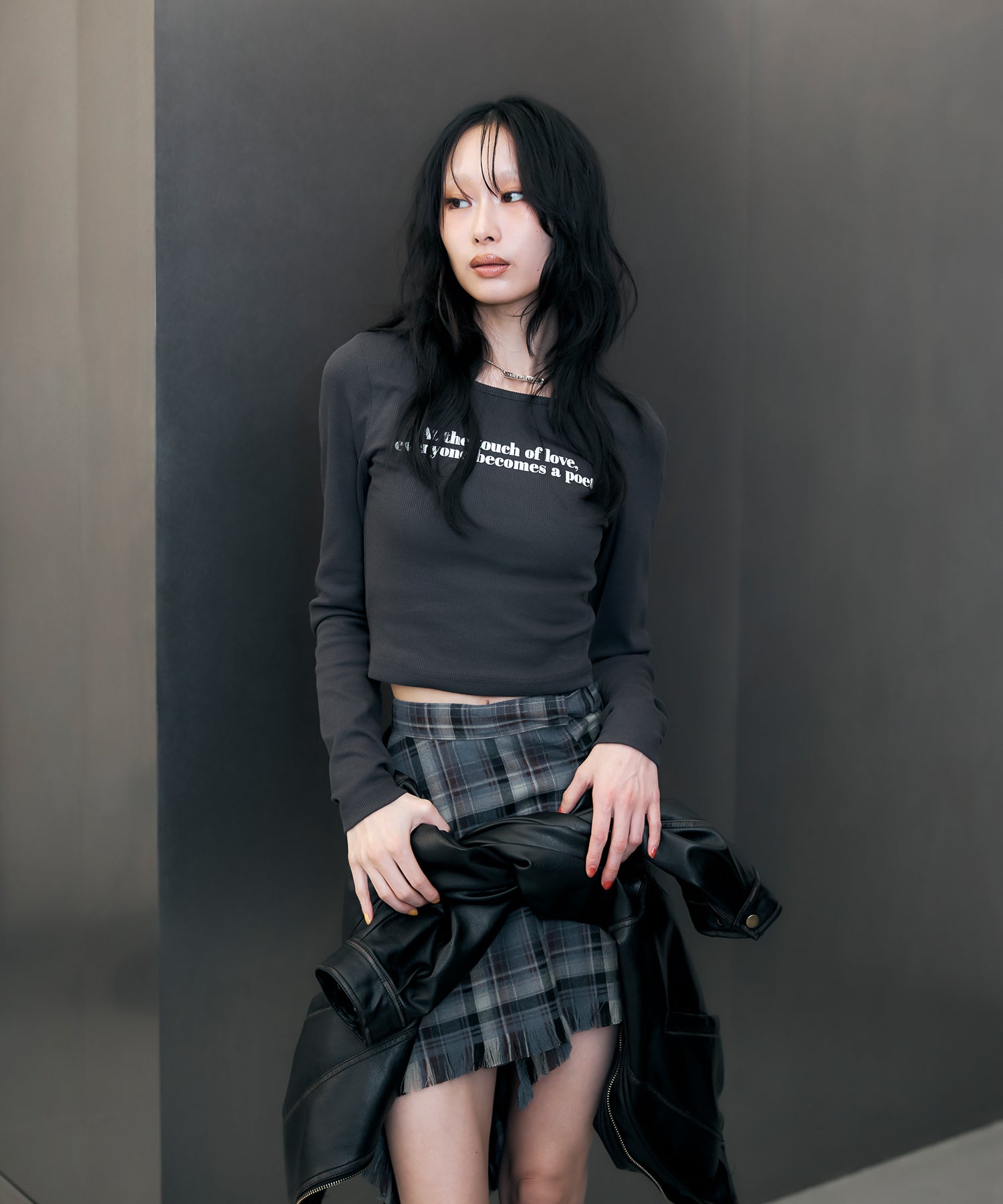 MODEL:170cm/COLOR:DARK GRY/SIZE:F