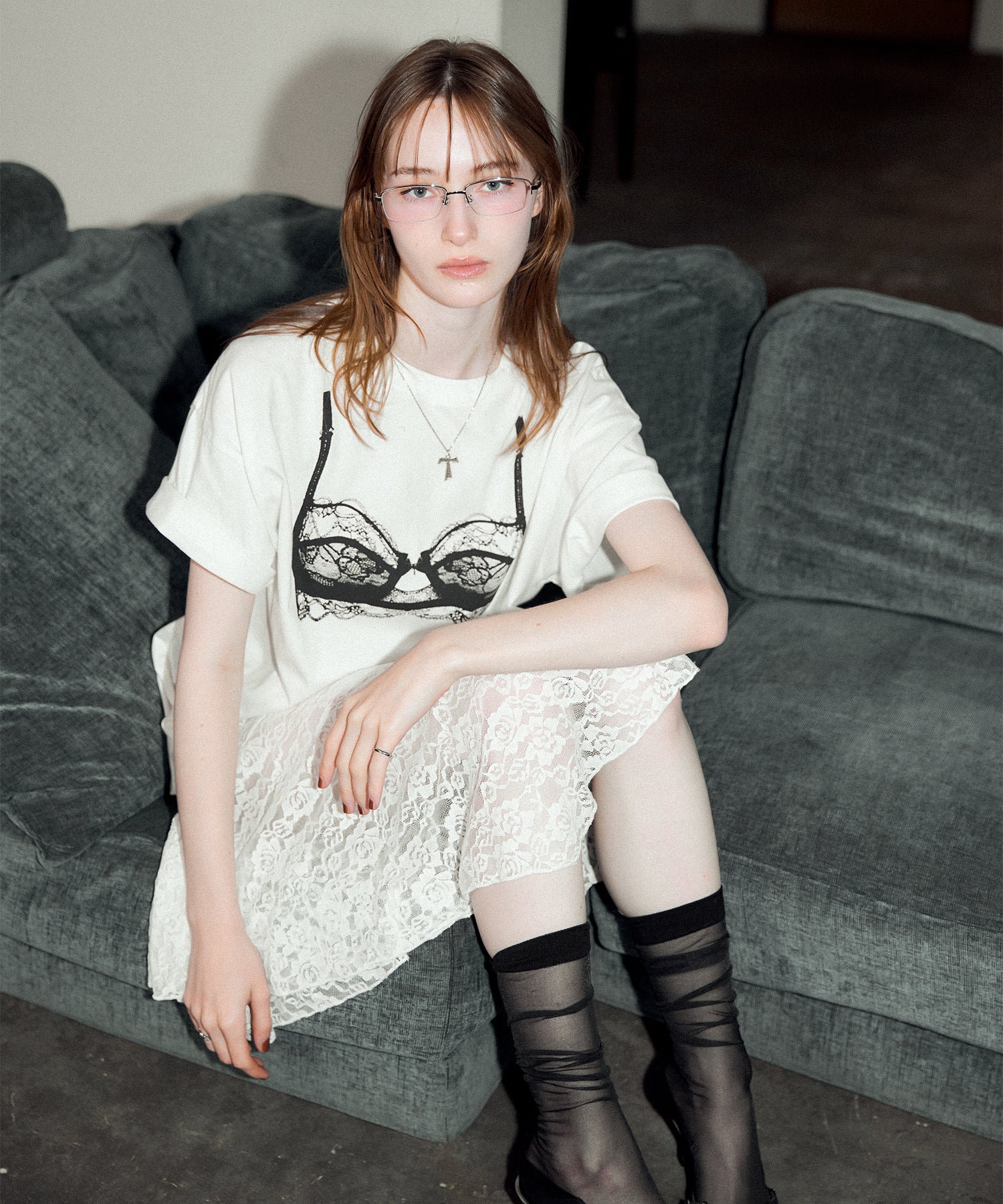 MODEL:174cm/COLOR:WHITE/SIZE:F