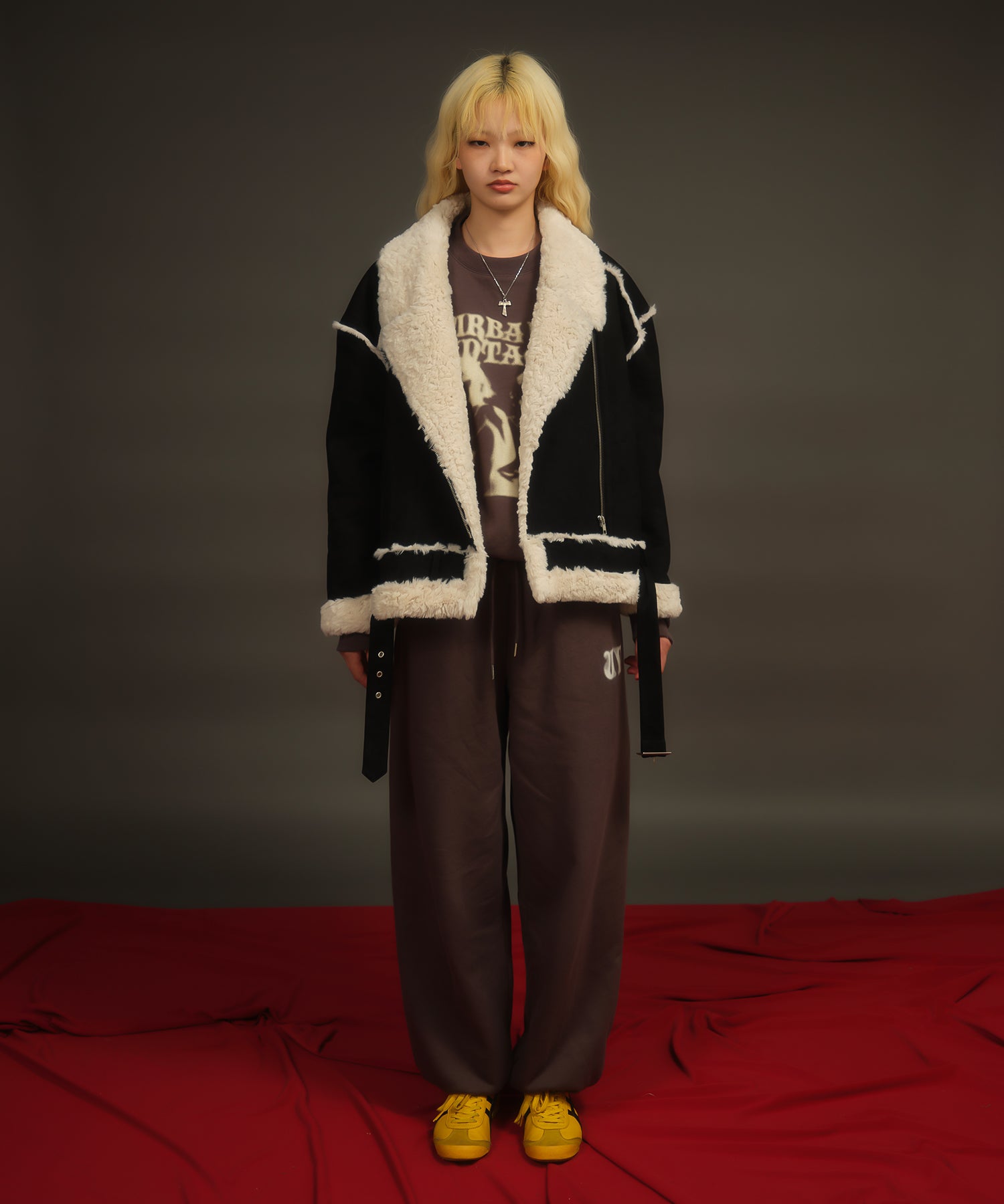 MODEL:174cm/COLOR:BLACK/SIZE:F