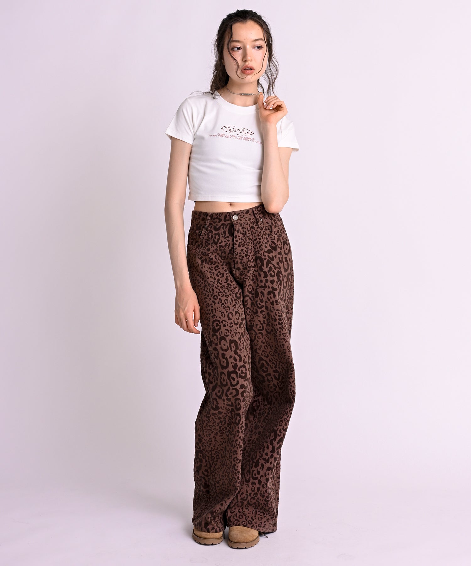 MODEL:171cm/COLOR:BROWN/SIZE:モデルサイズ［股下81cm］