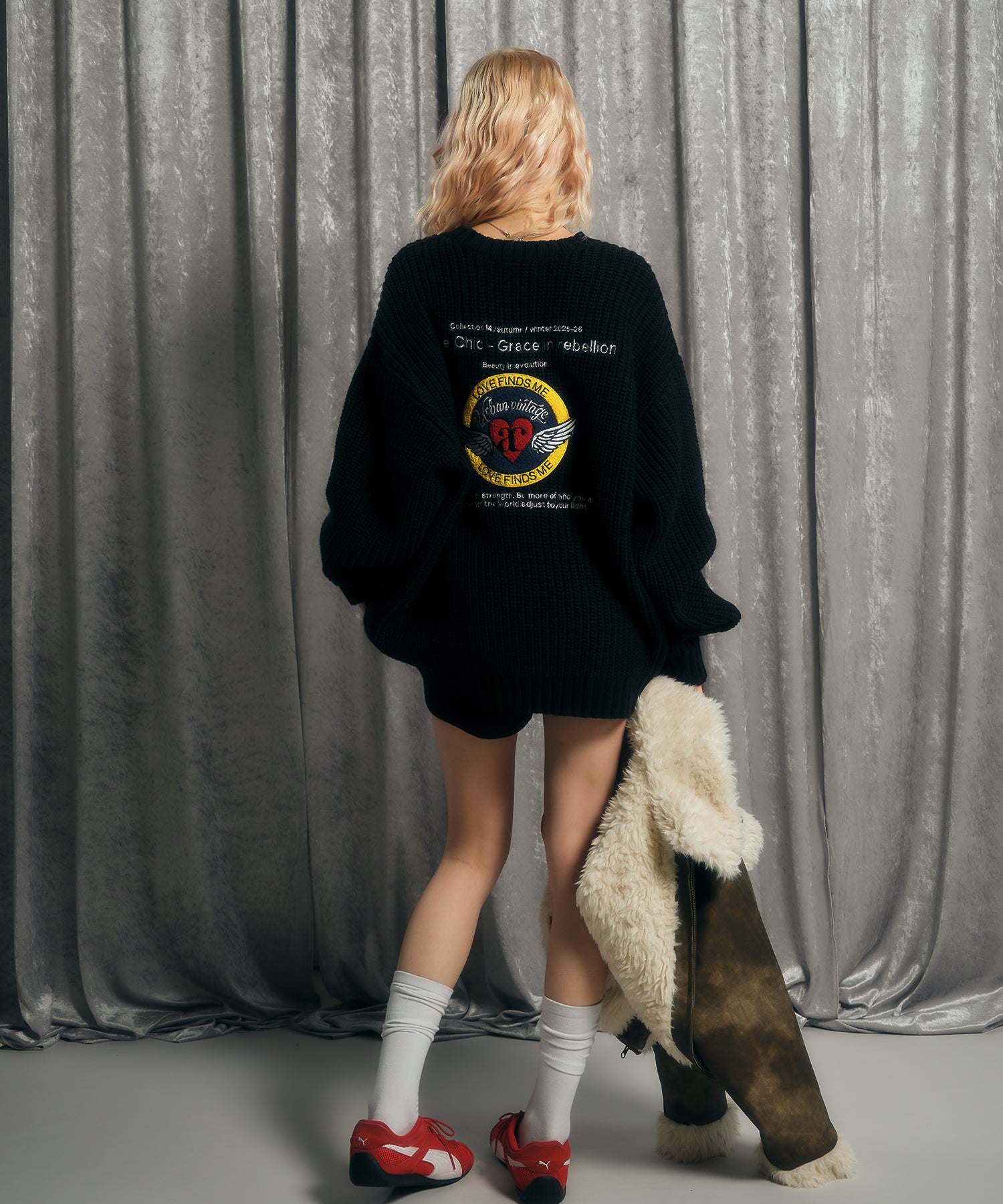 MODEL:170cm/COLOR:BLACK/SIZE:F