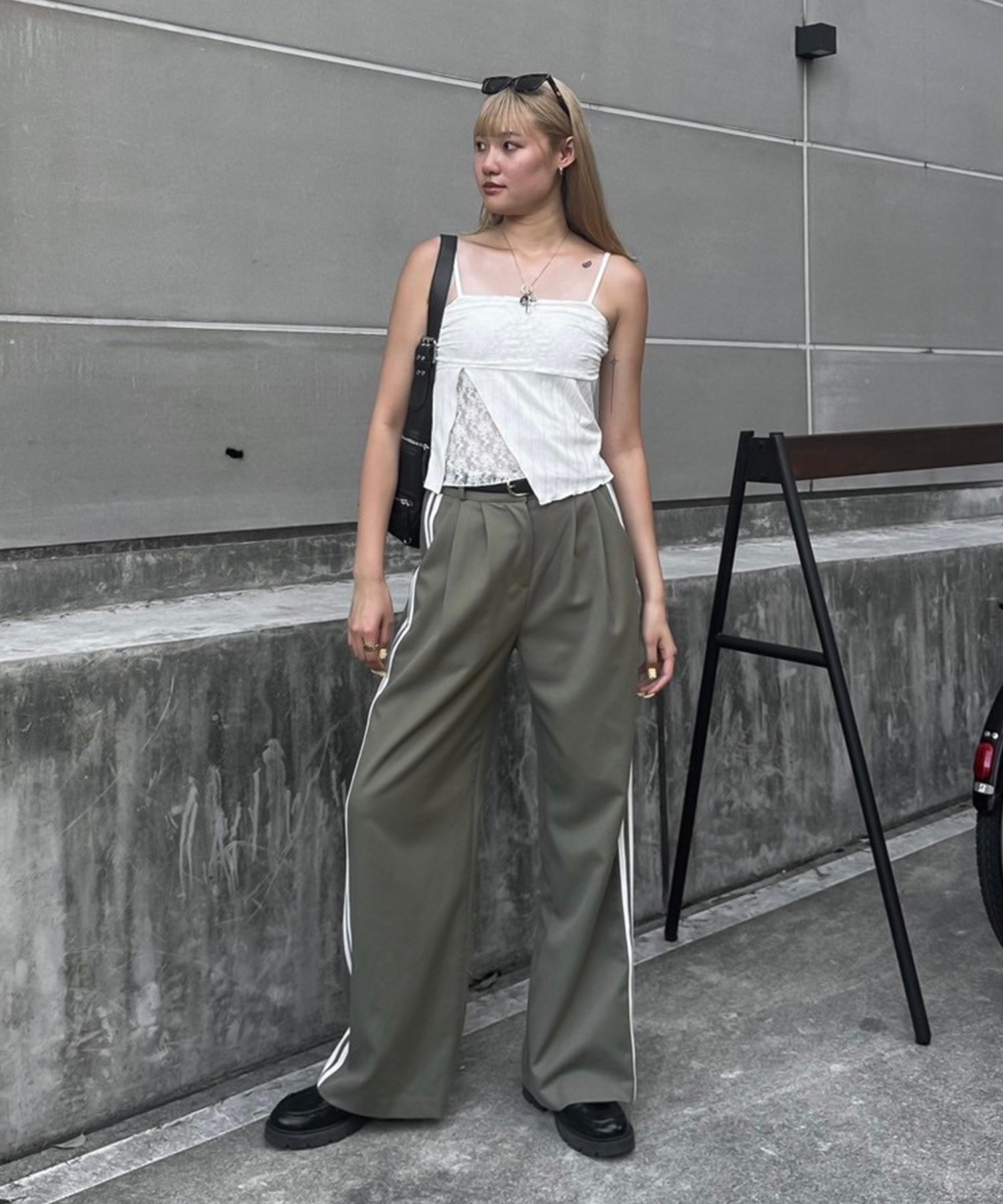 Double line slacks pants