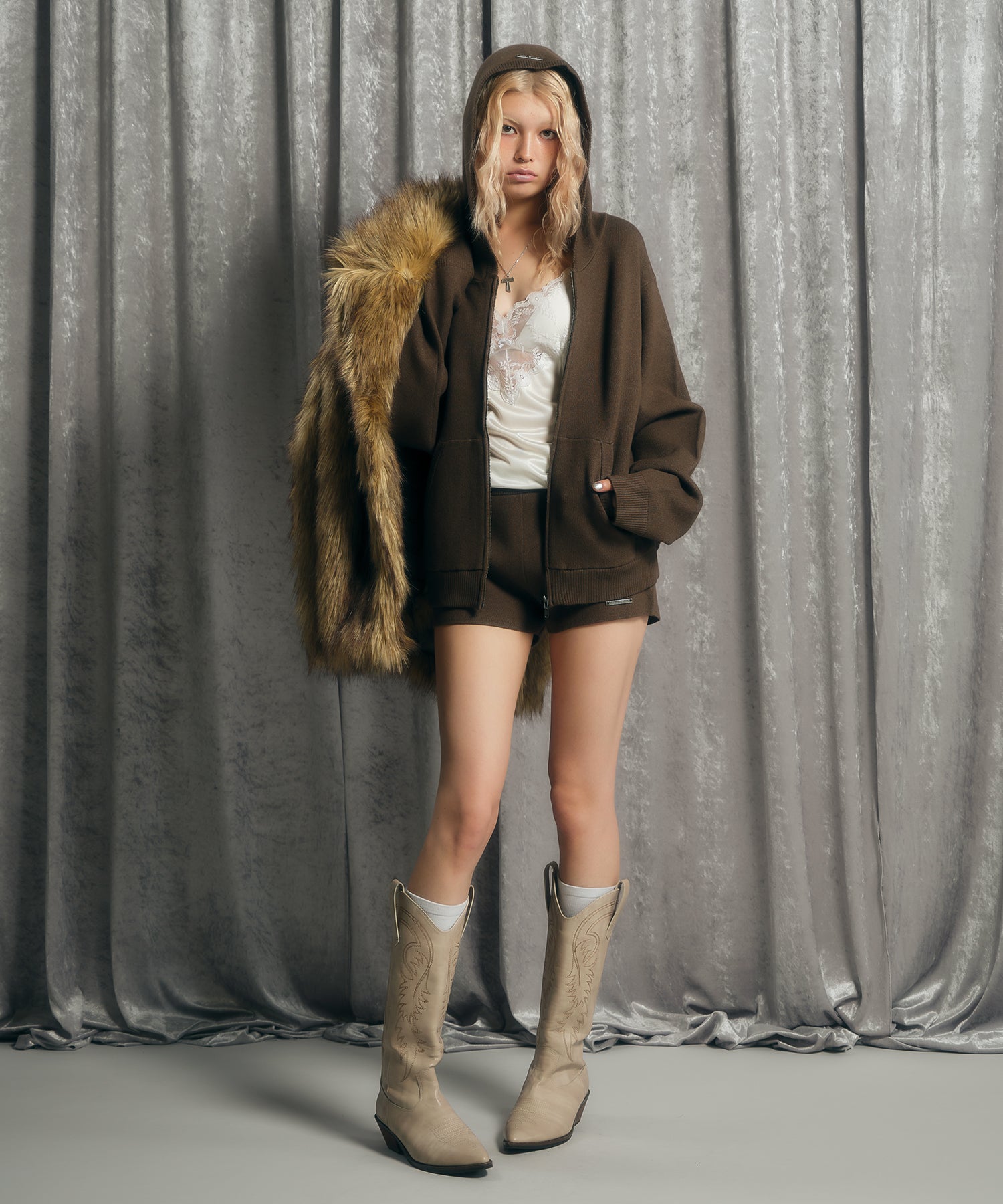 MODEL:170cm/COLOR:BROWN/SIZE:F