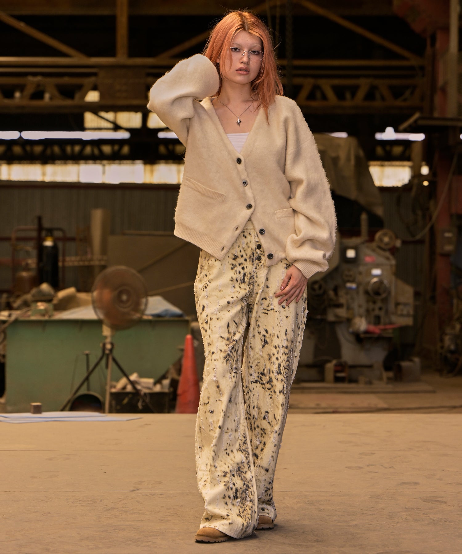 MODEL:170cm/COLOR:IVORY/SIZE:F
