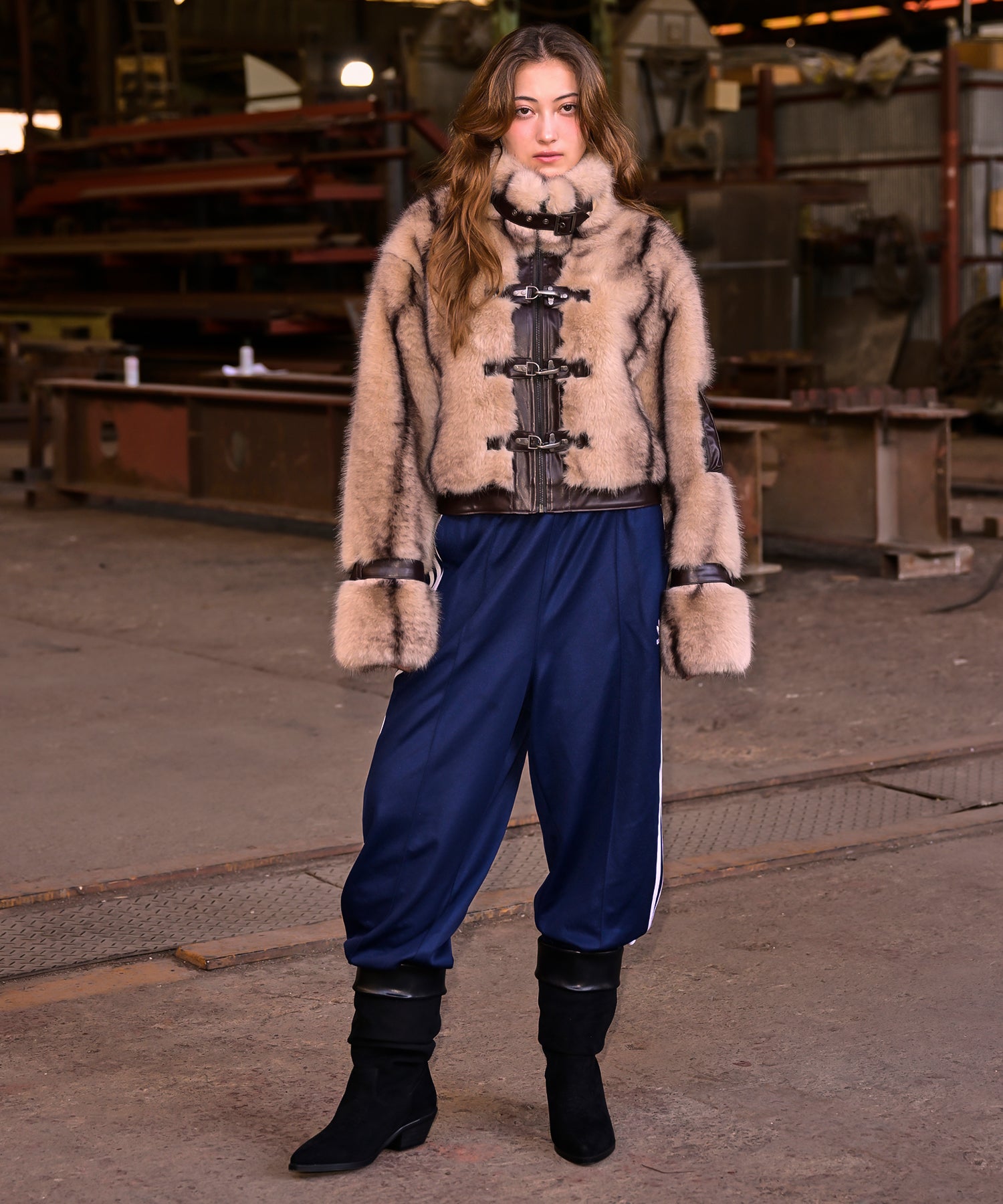 ポイントレザーニュアンスファーブルゾン｜ACLENT（アクレント）