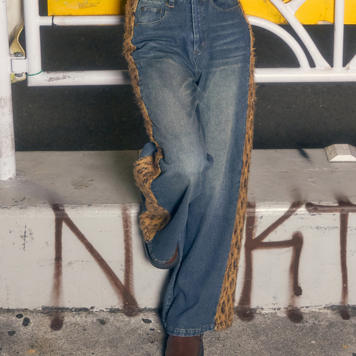 ジャガードニットJ/Wストレートデニムパンツ｜ACLENT（アクレント）