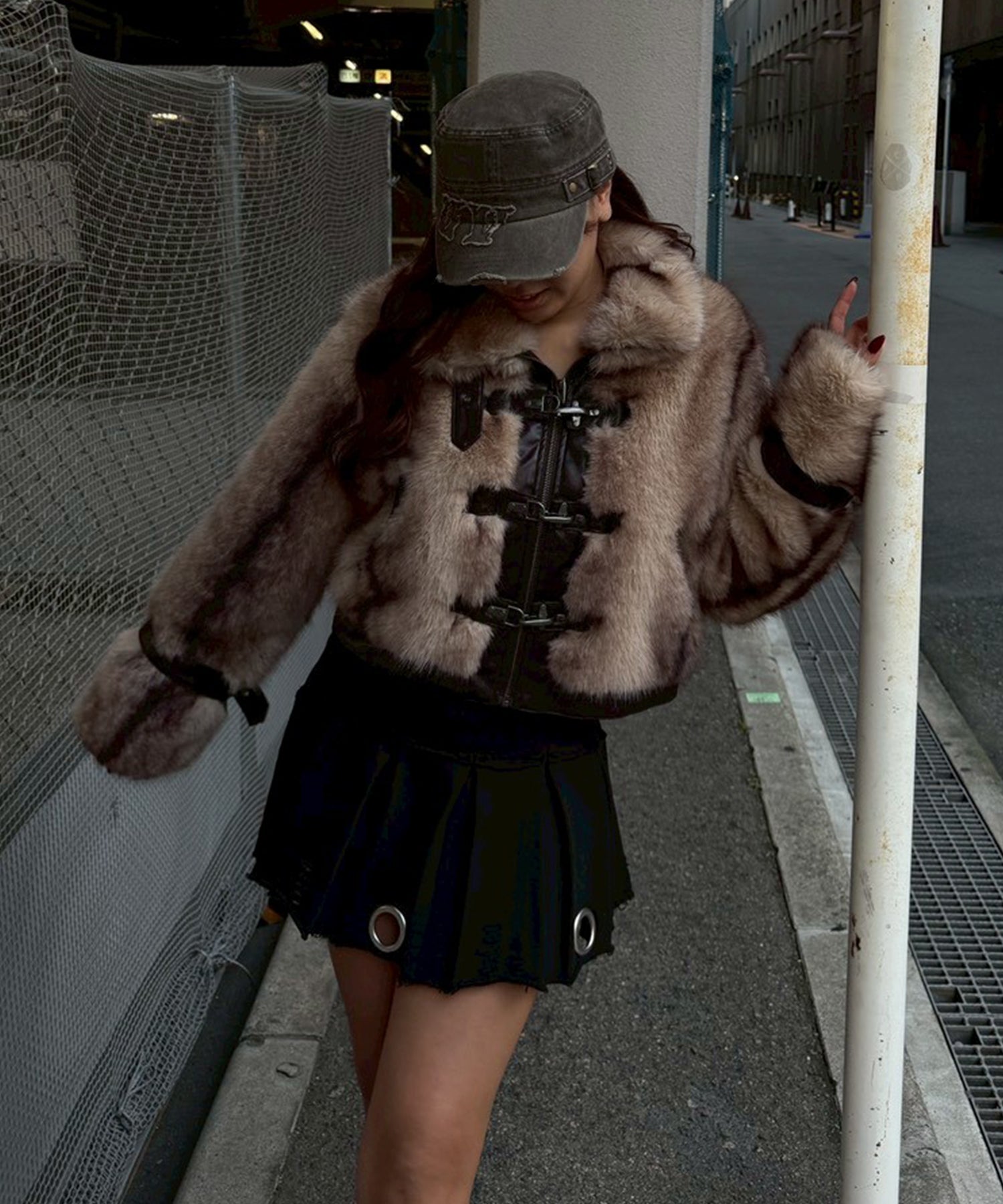 STAFF：162cm/COLOR:BLACK/SIZE:M