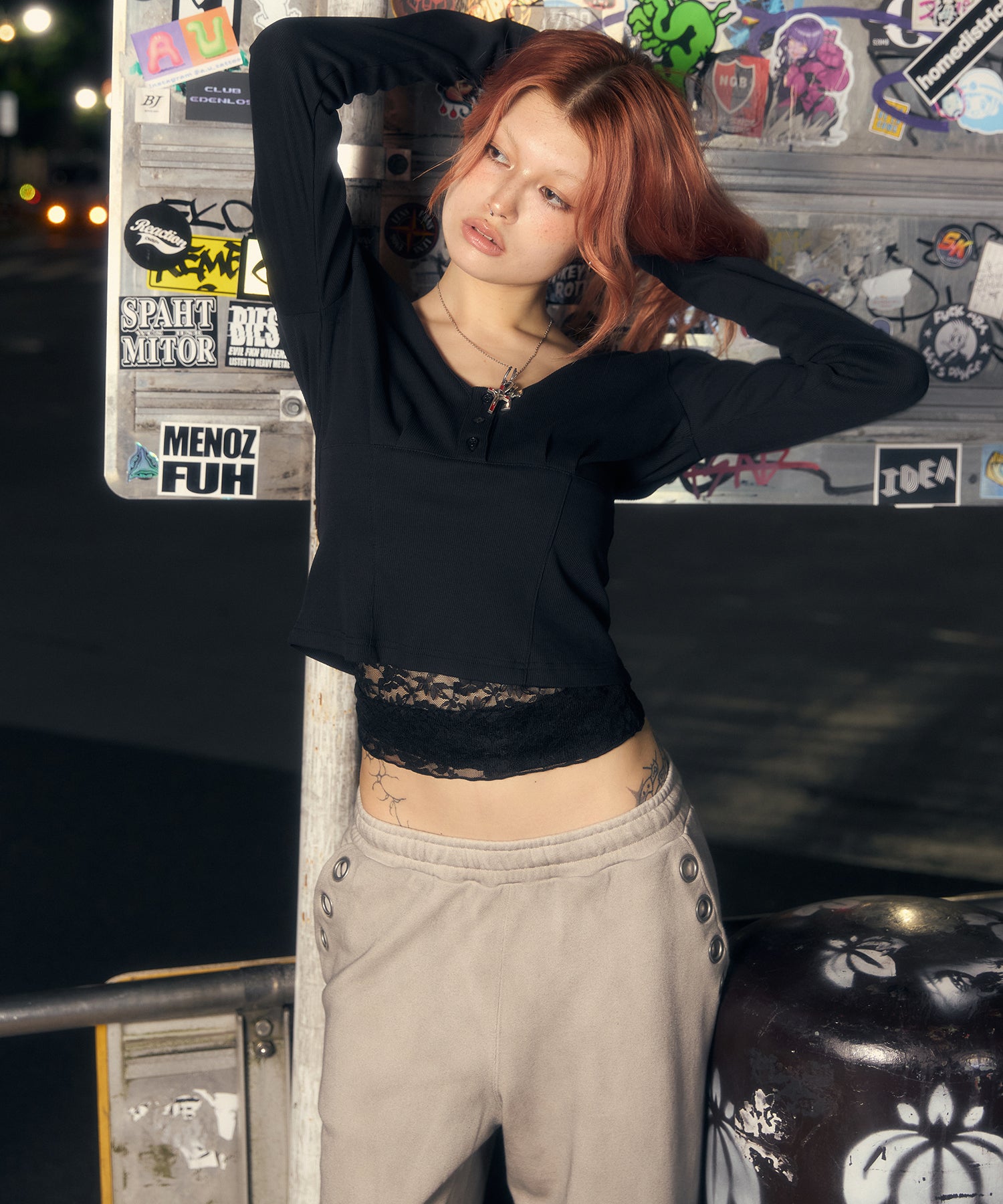 MODEL:170cm/COLOR:BLACK/SIZE:F