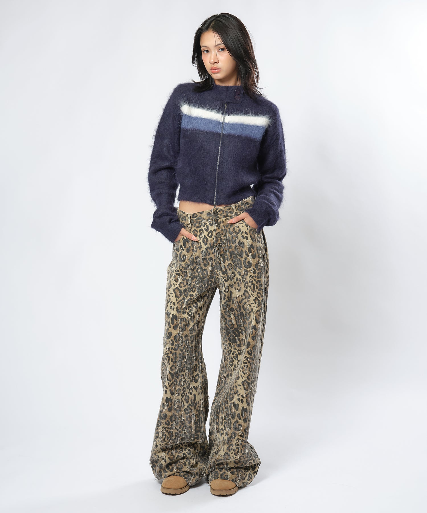 MODEL:170cm/COLOR:NAVY/SIZE:F