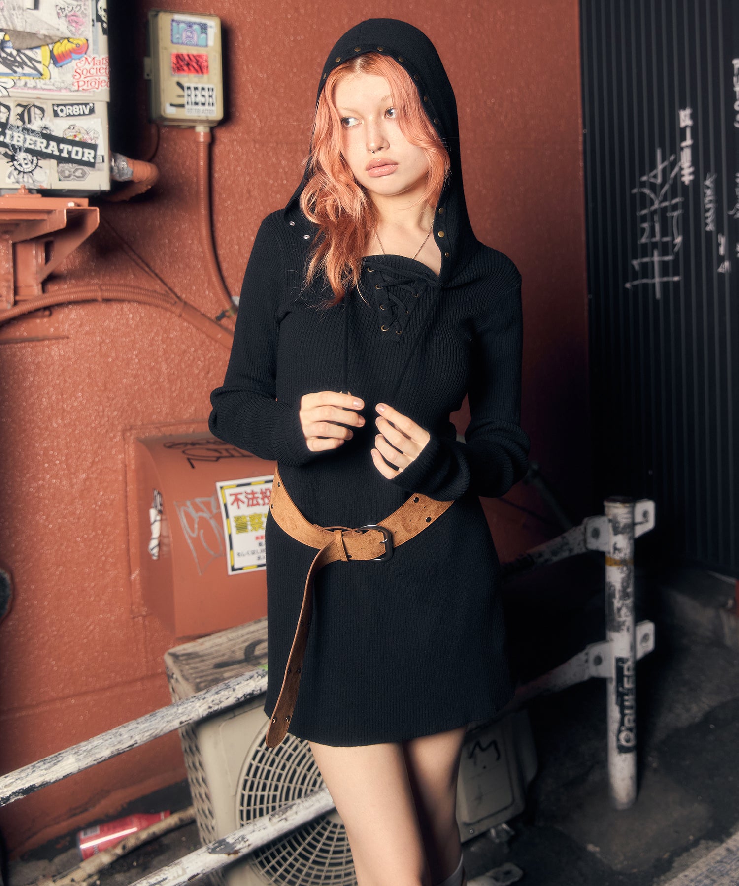 MODEL:170cm/COLOR:BLACK/SIZE:F