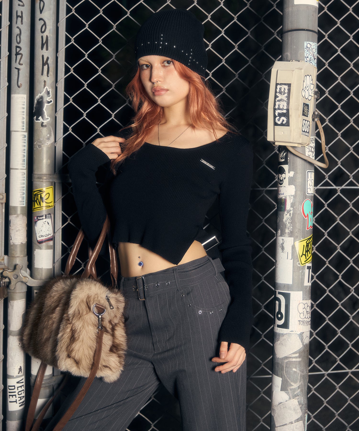 MODEL:170cm/COLOR:BLACK/SIZE:F