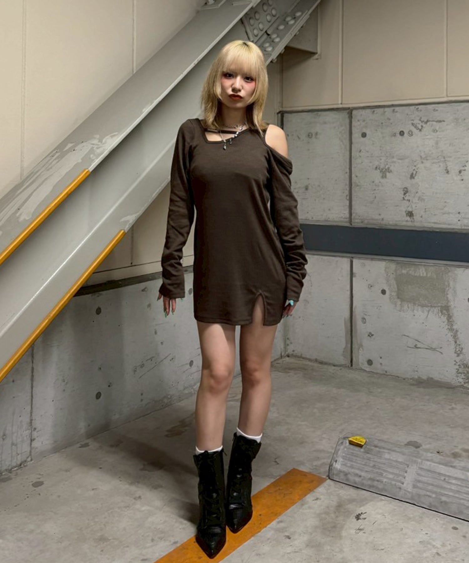 STAFF:151cm/COLOR:BROWN/SIZE:S