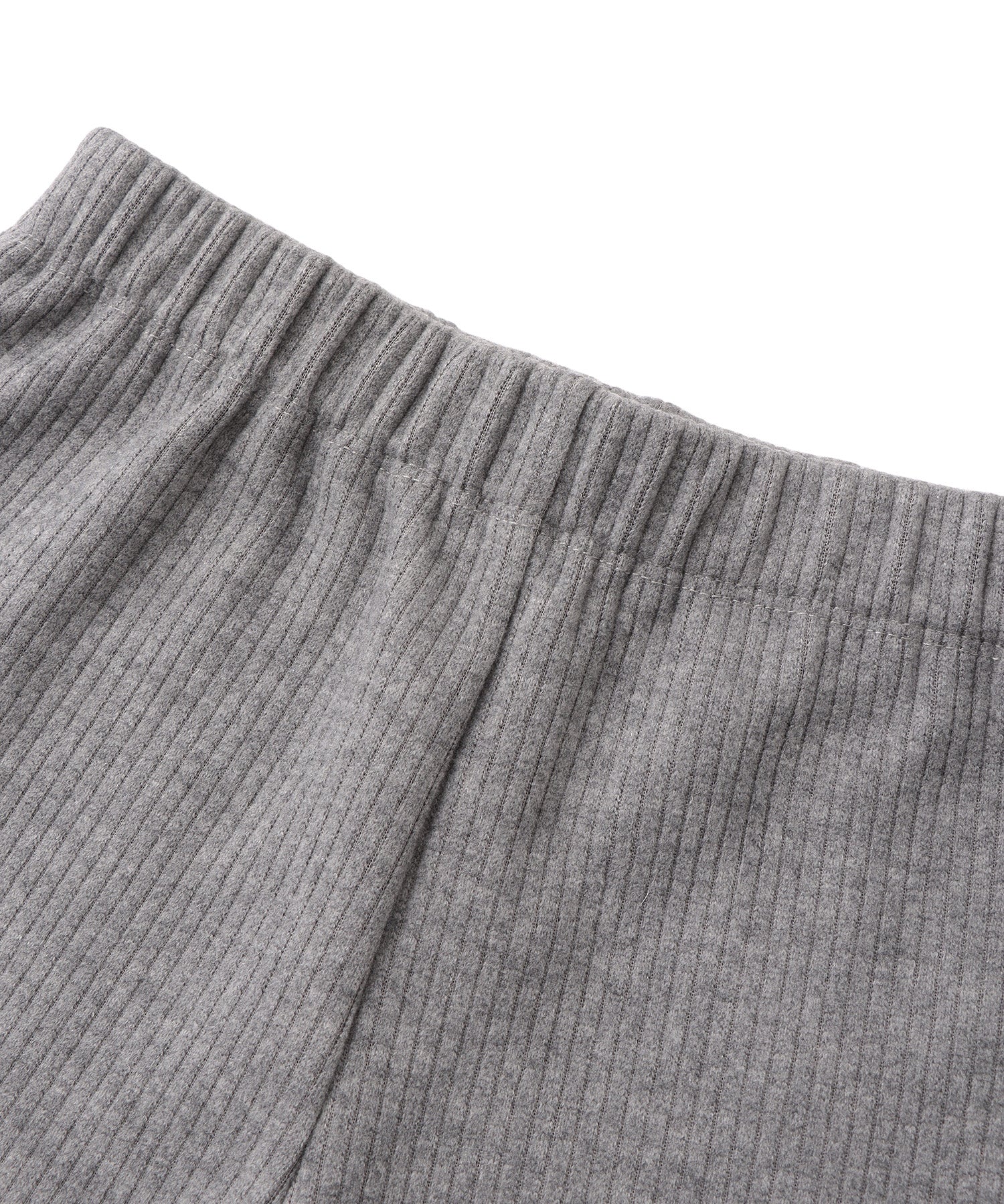 Basic knit shorts