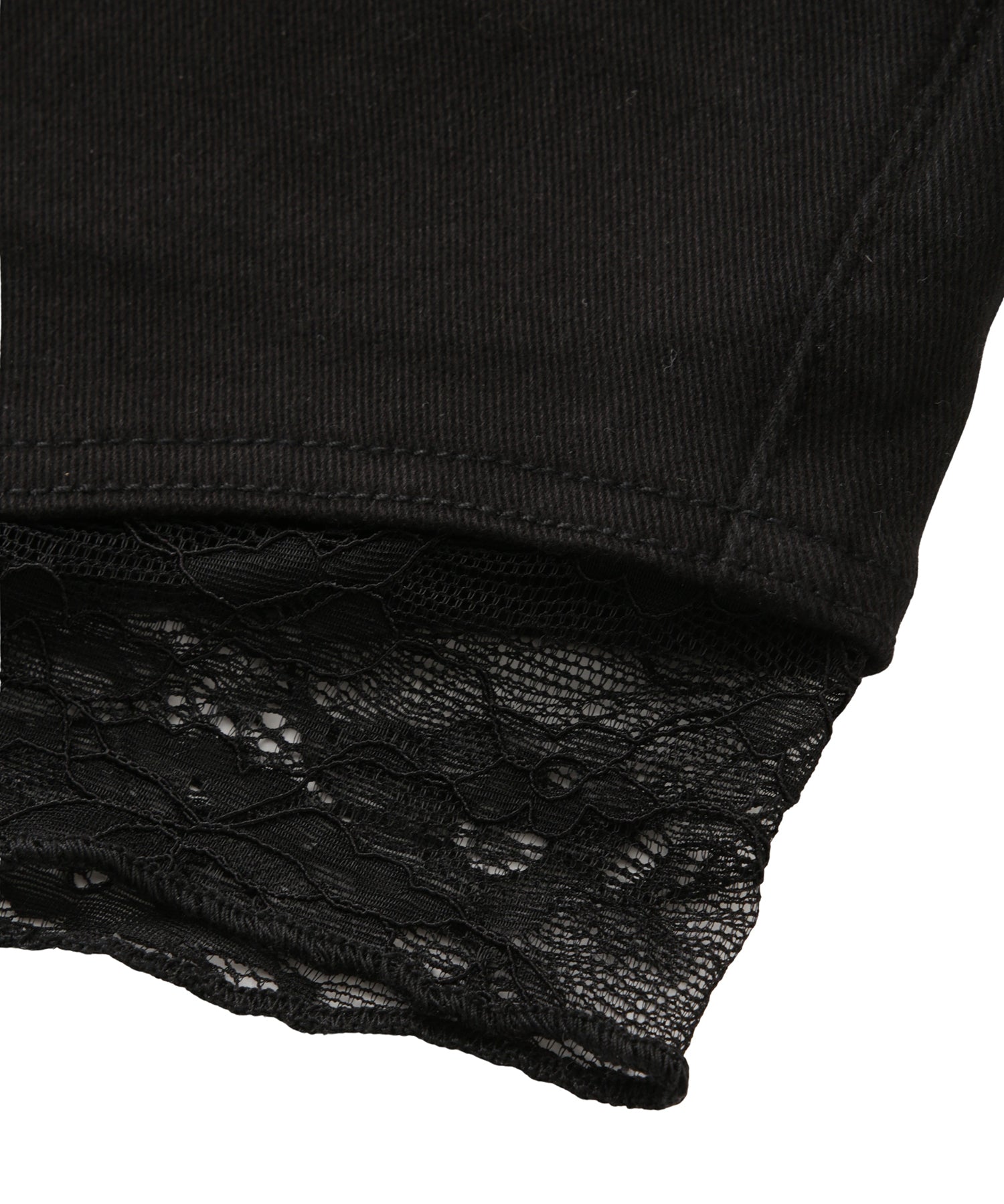 Lace Docking Short Pants