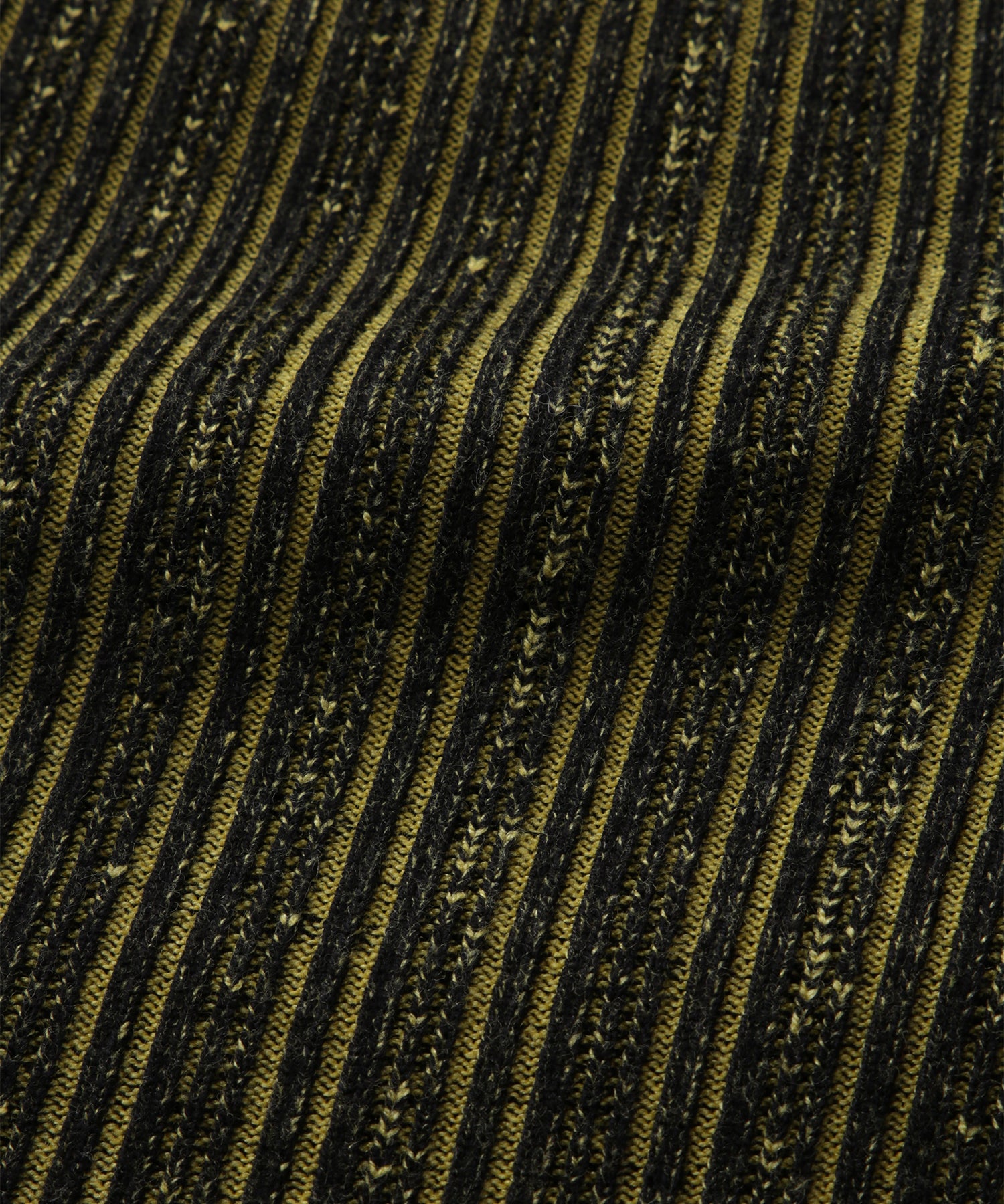 ランダムリブタートルニットトップス