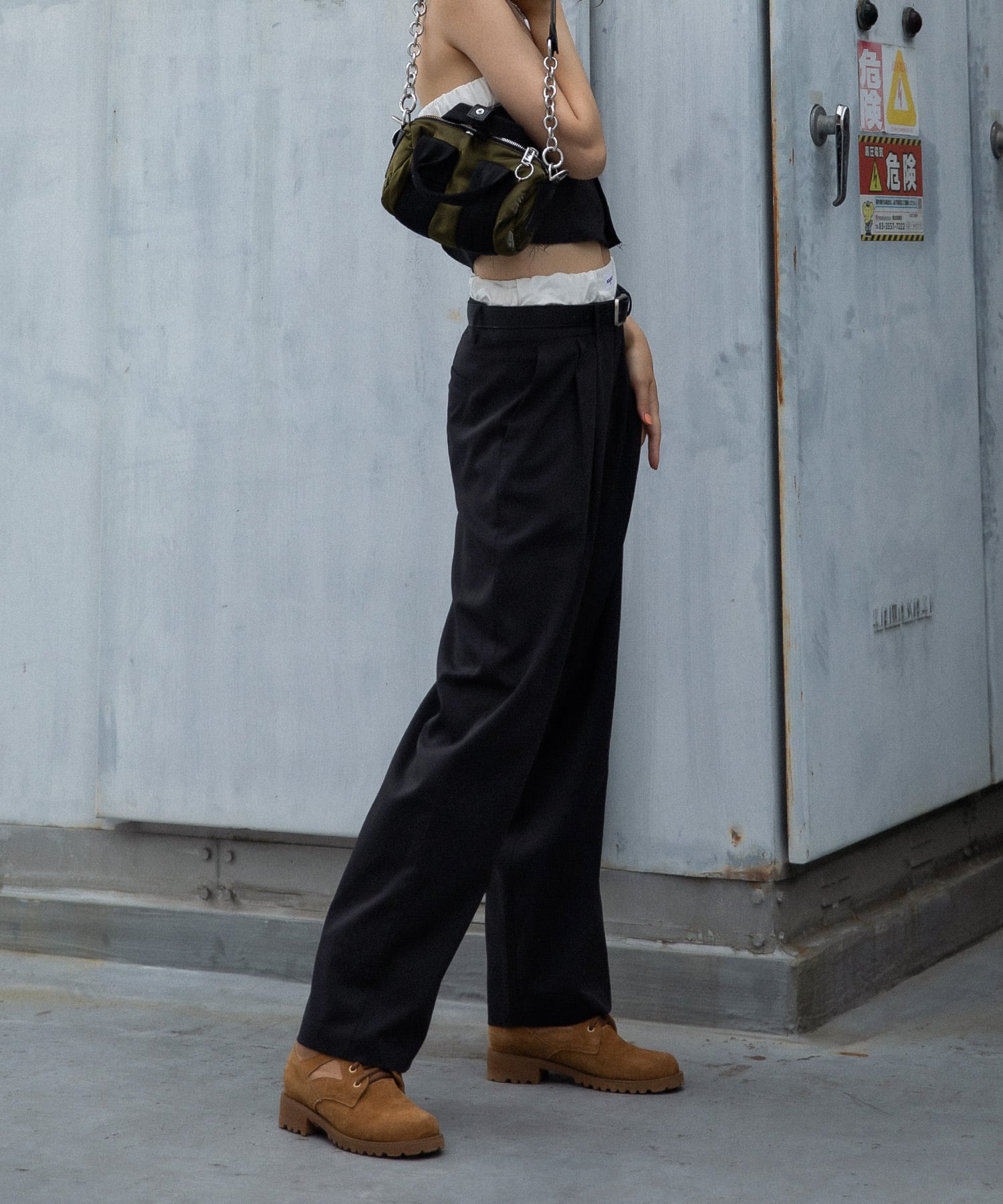 Boy friend layered slacks