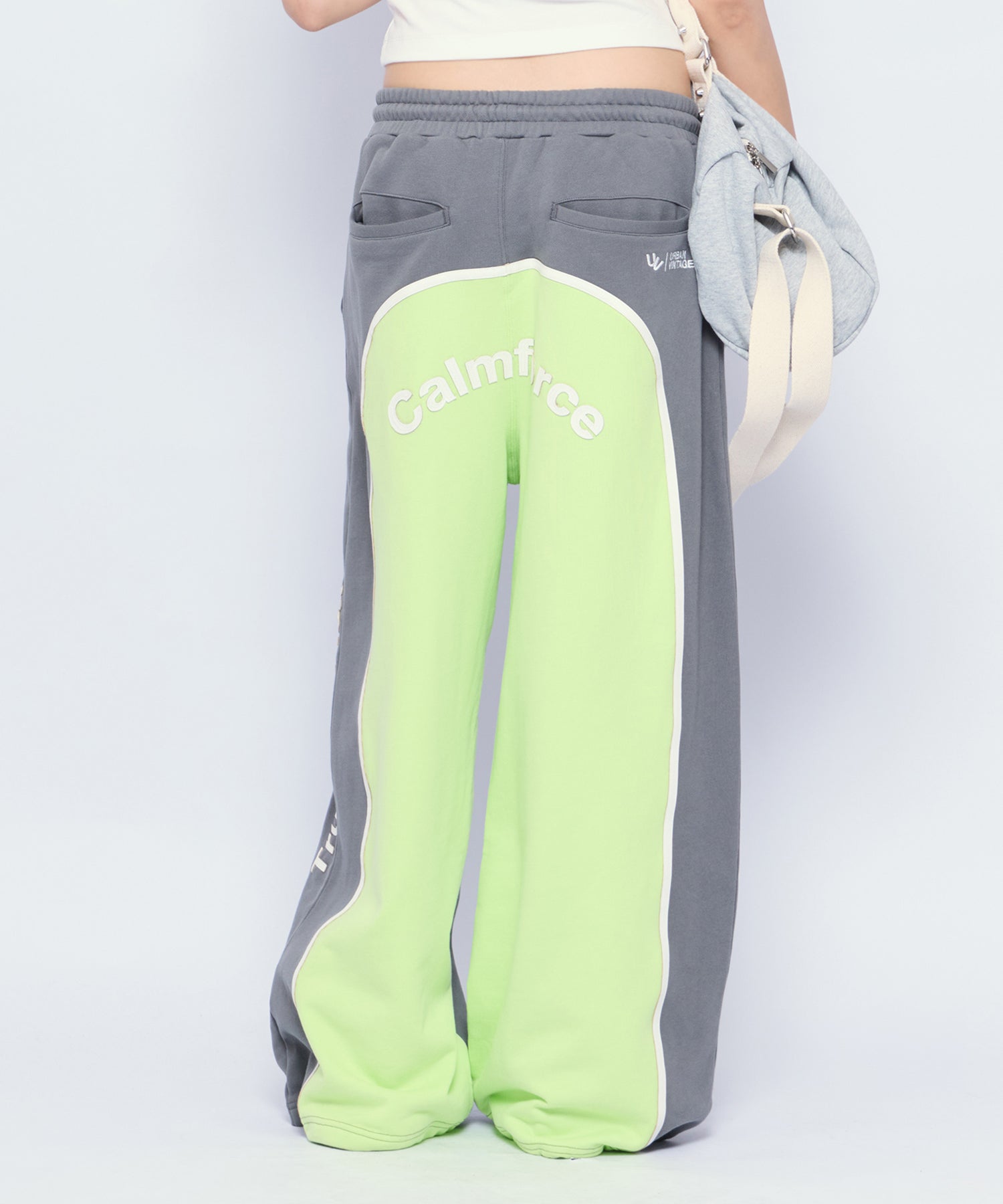 MODEL:170cm/COLOR:D/GRY/SIZE:F