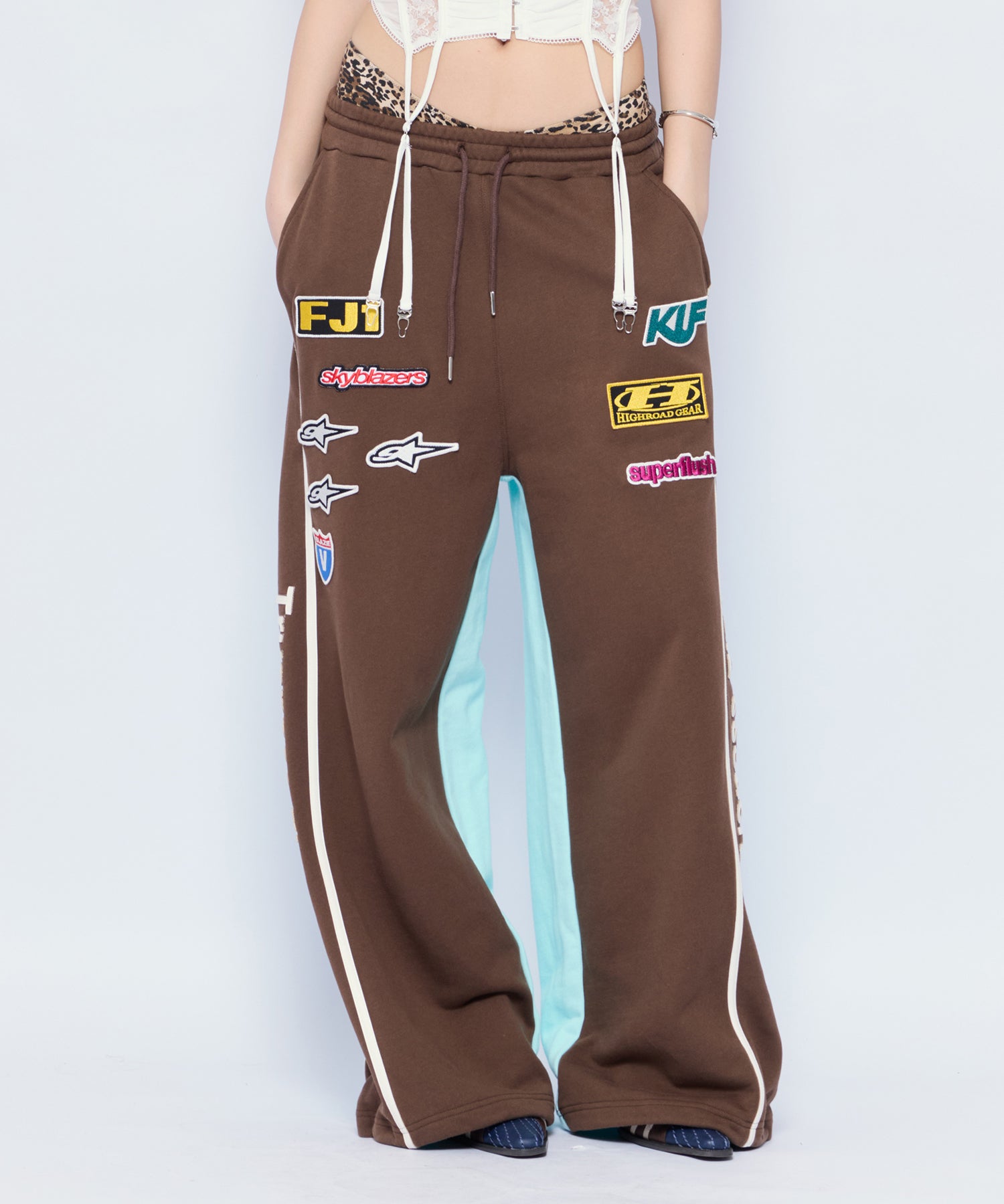 MODEL:170cm/COLOR:BRN/SIZE:F