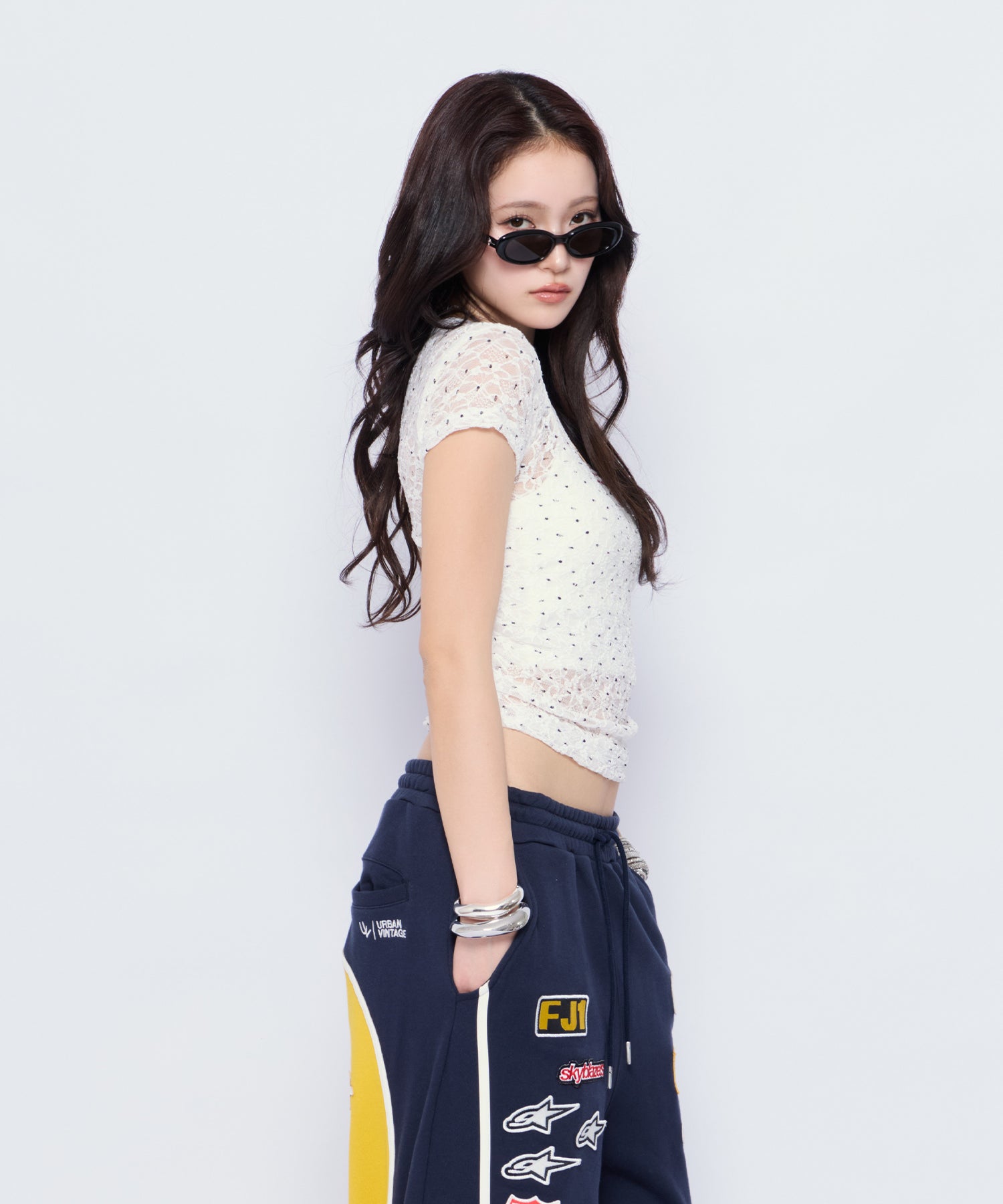 MODEL:170cm/COLOR:WHT/SIZE:F