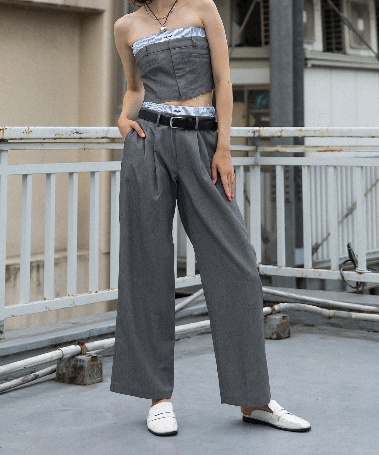 Boy friend layered slacks