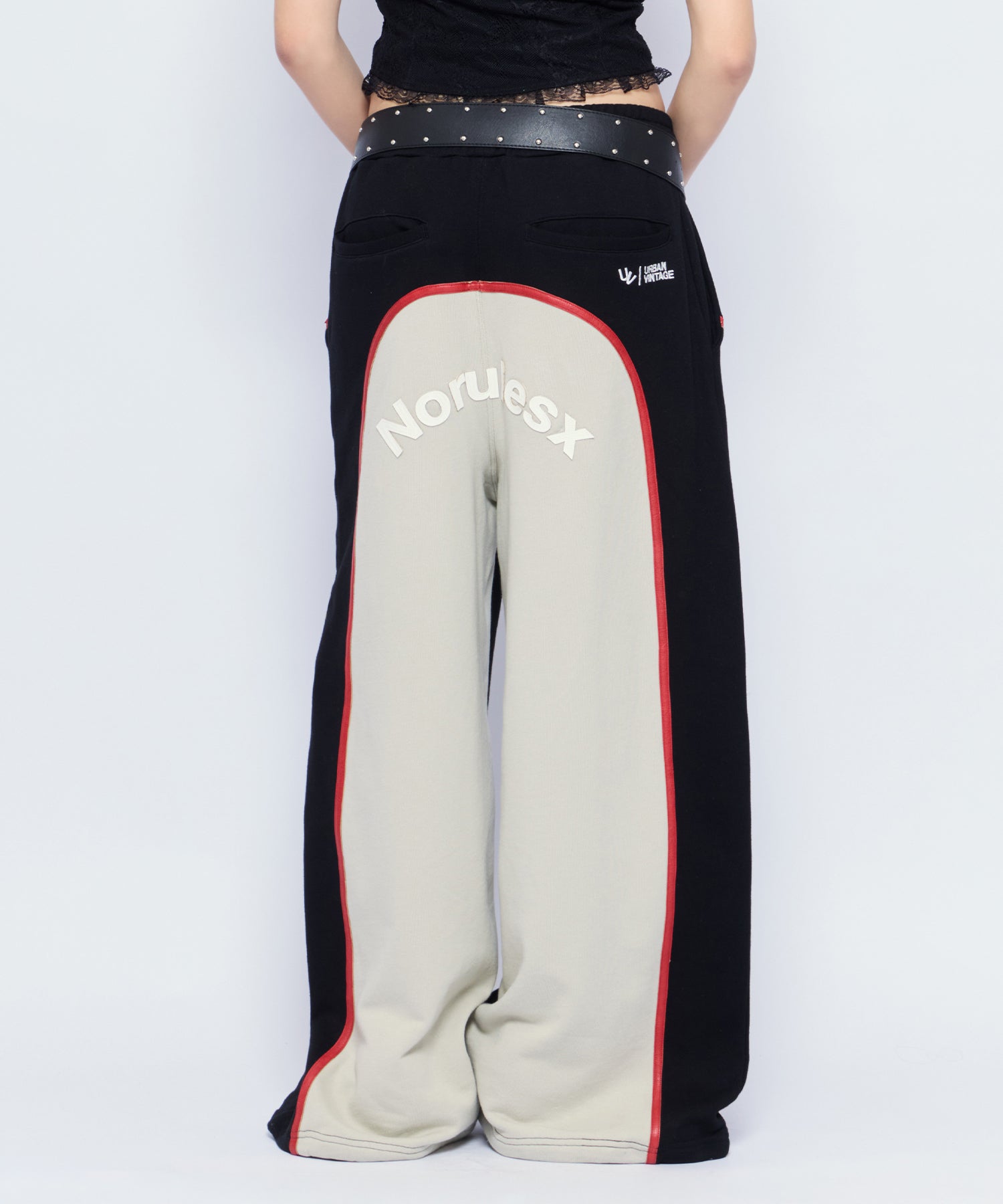MODEL:170cm/COLOR:BLK/SIZE:F