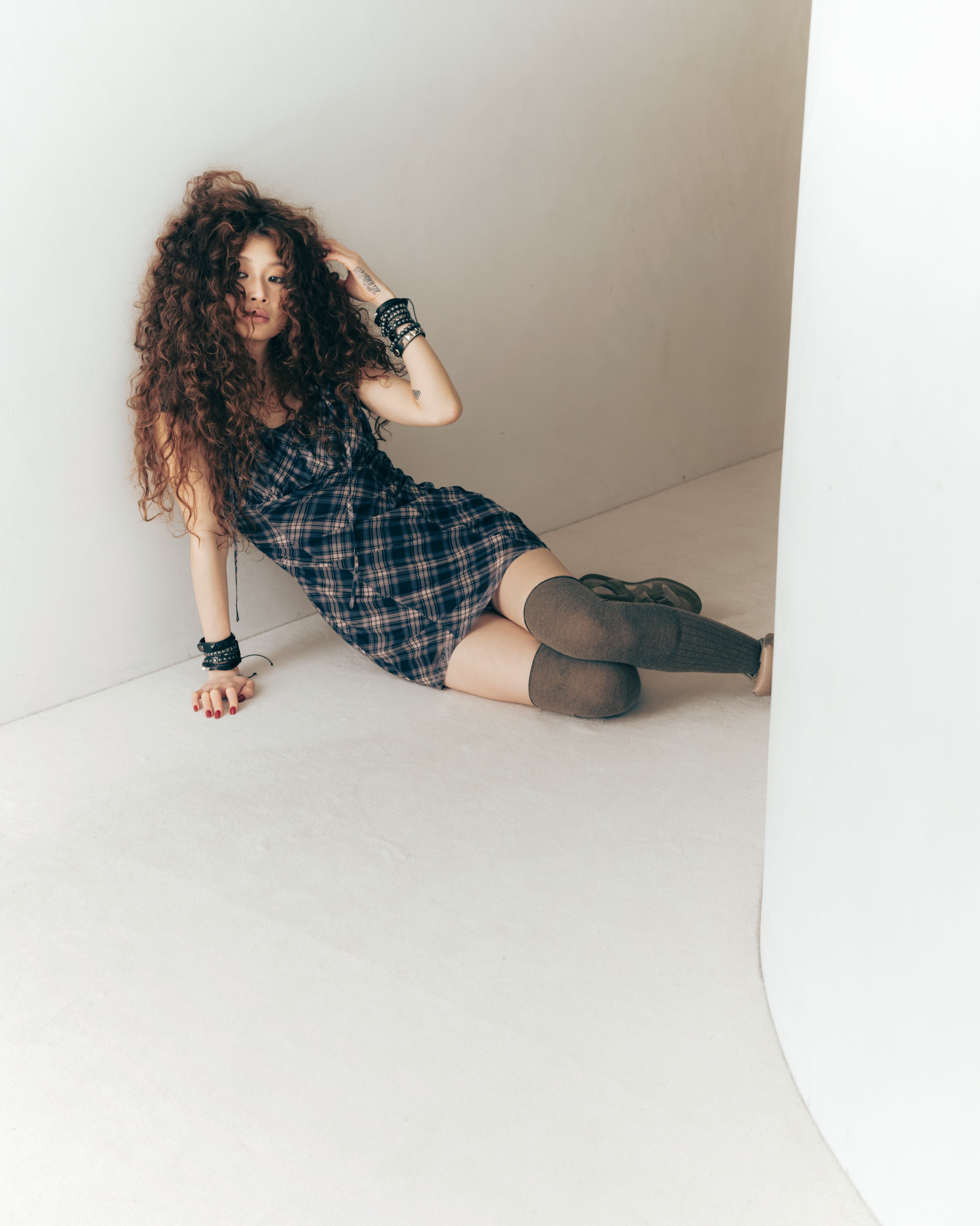 MODEL:168cm/COLOR:NVY/SIZE:F