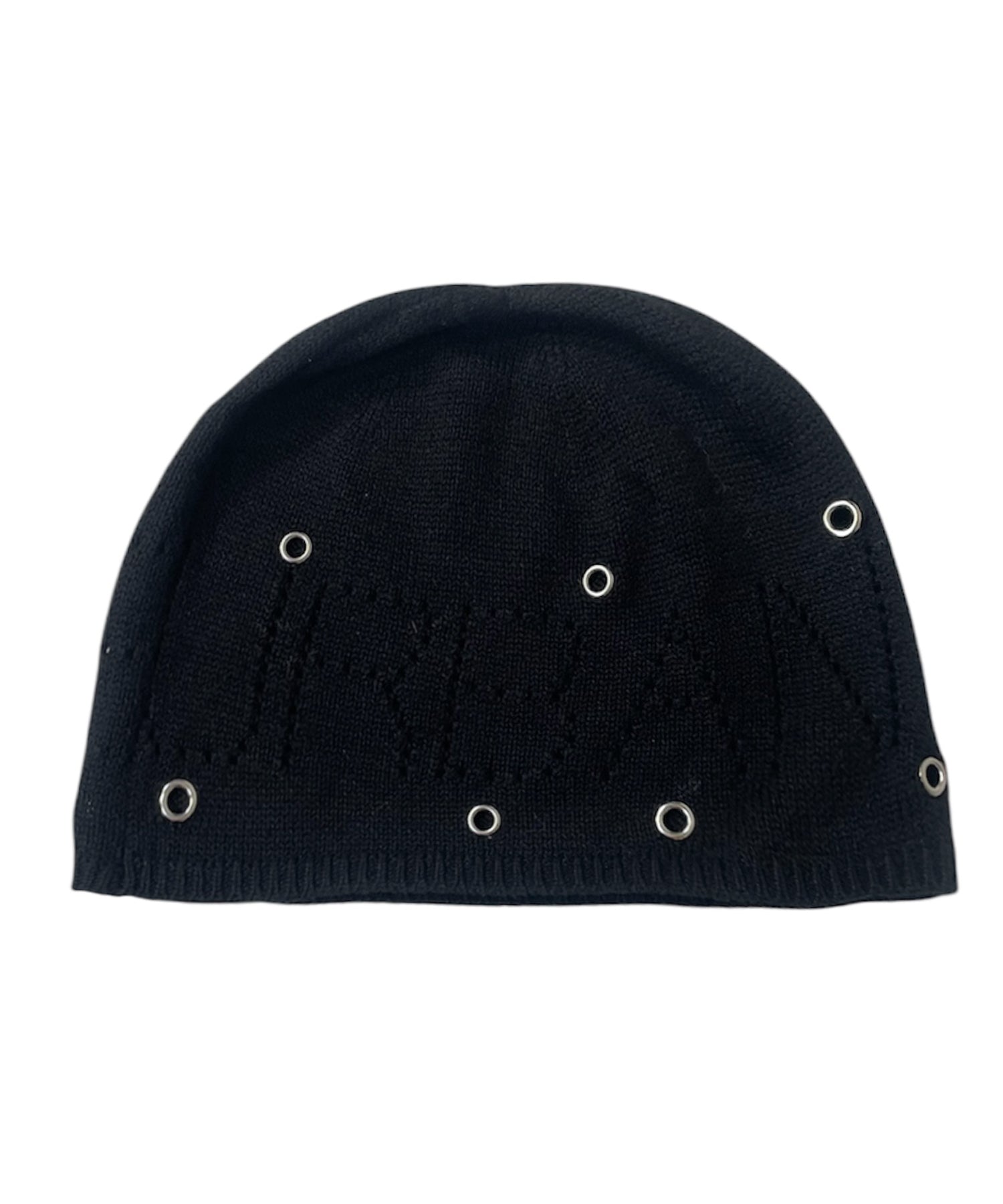 Punching summer knit beanie