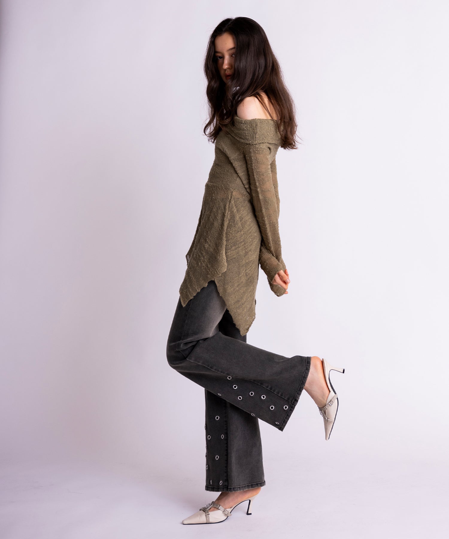 MODEL:171cm/COLOR:BLACK/SIZE:モデルサイズ［股下79cm］