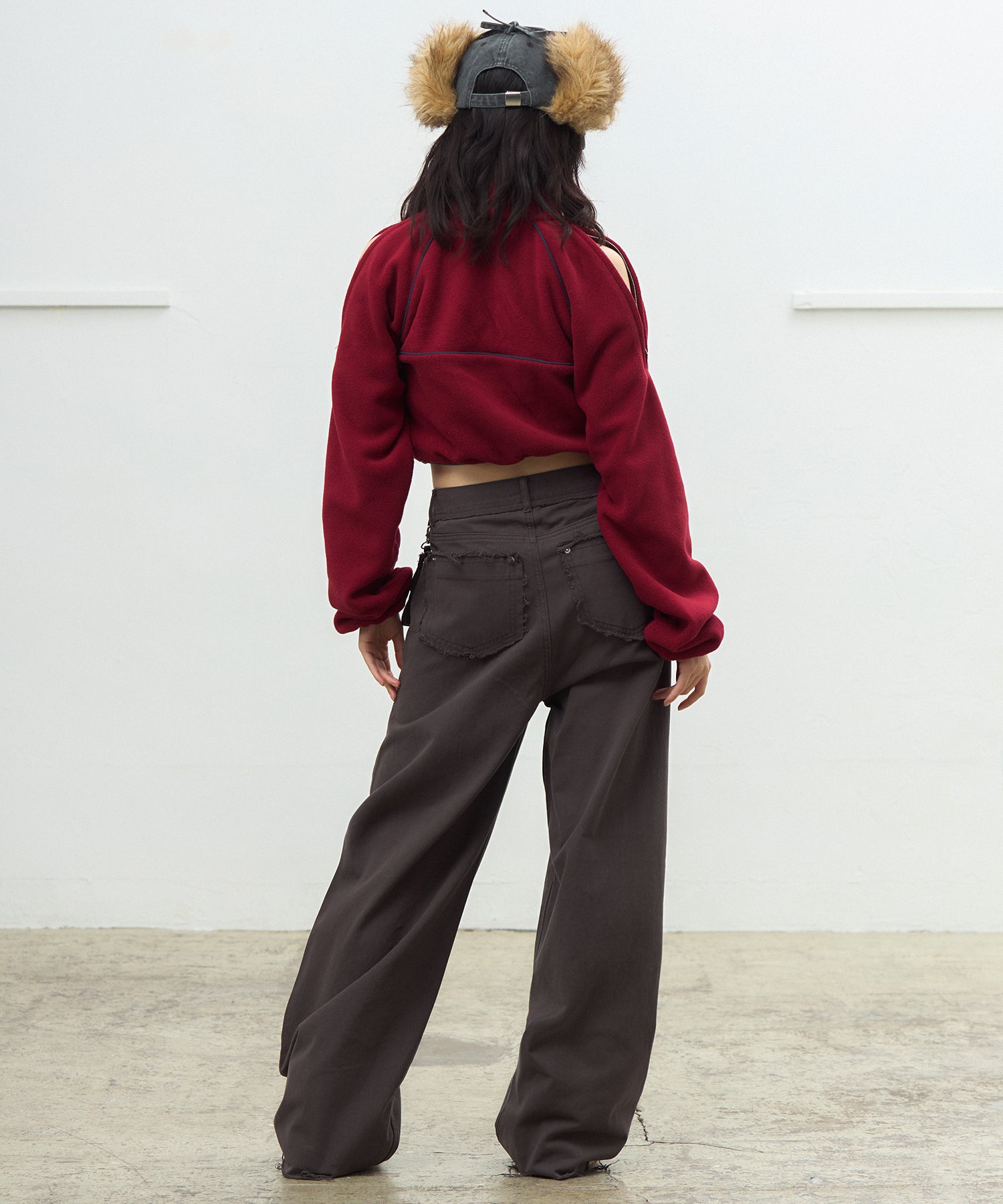 MODEL:163cm/COLOR:DARK GRAY/SIZE:M