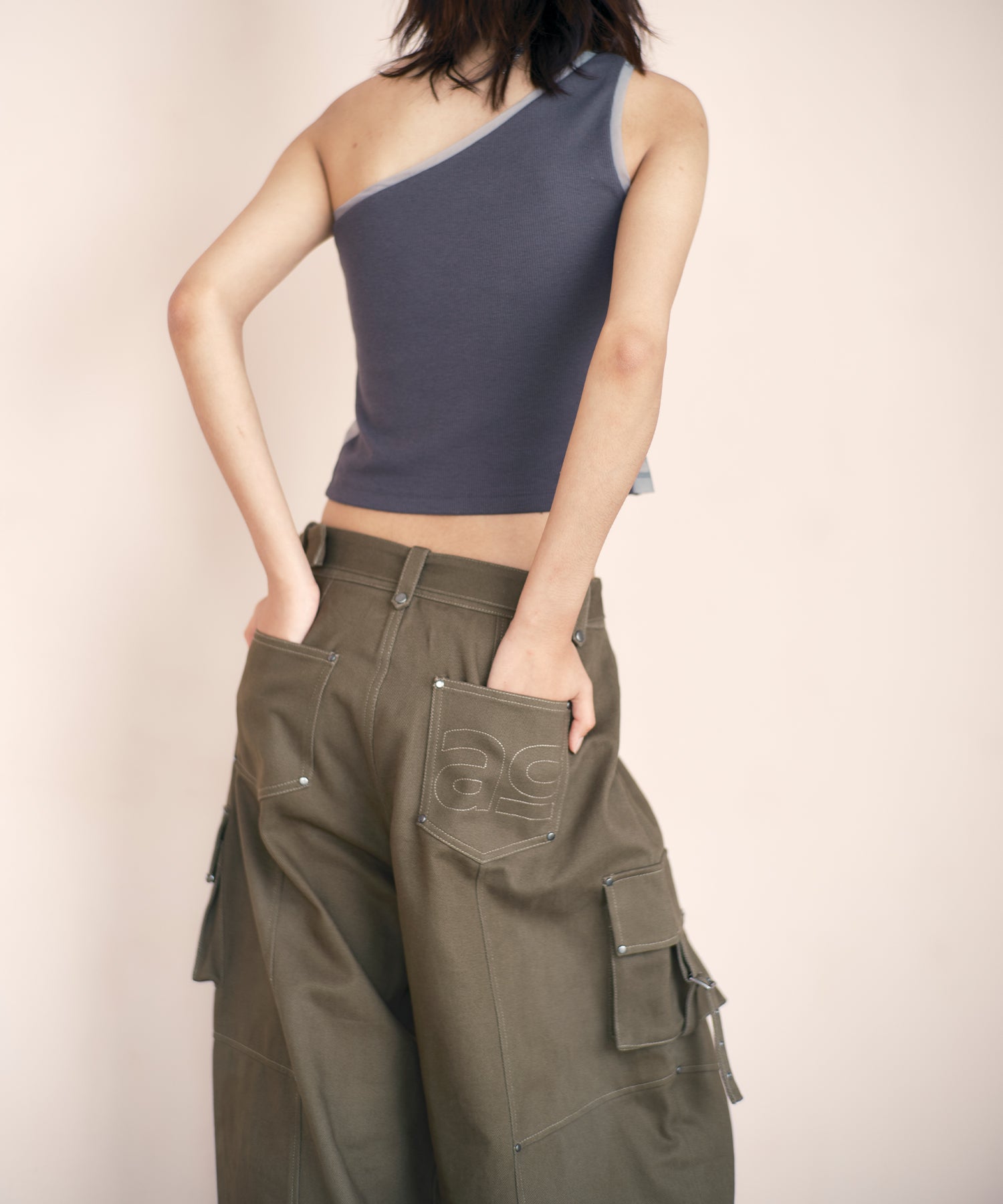 MODEL:170cm/COLOR:KHAKI/SIZE:M