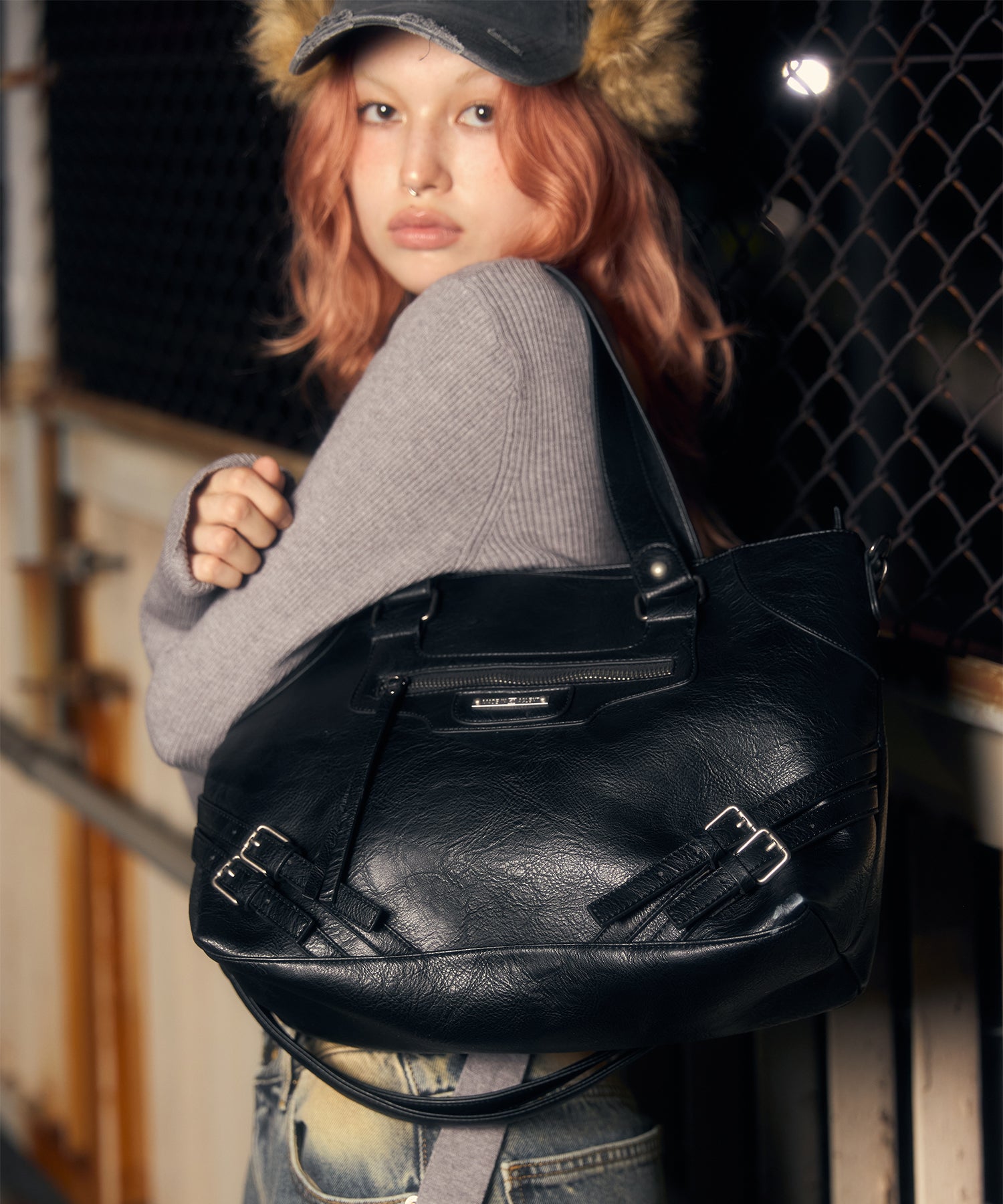 COLOR:BLACK/SIZE:F