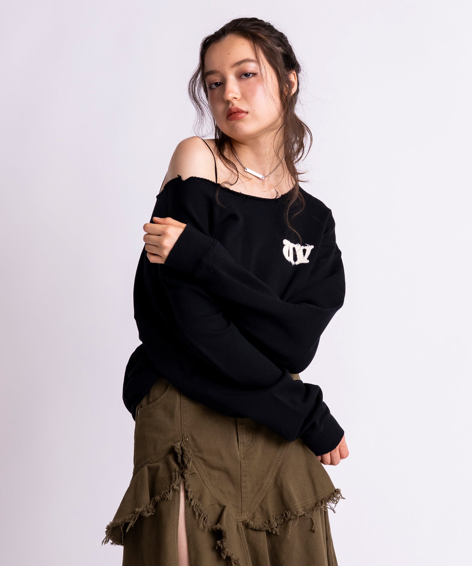 MODEL:172cm/COLOR:BLACK/SIZE:F