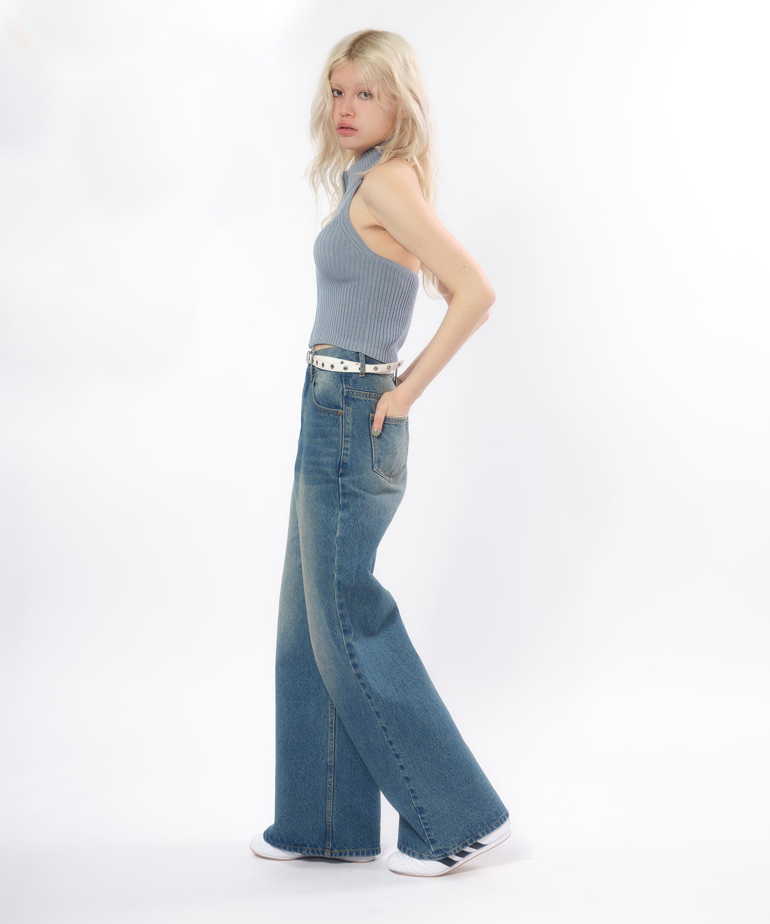 MODEL:170cm/COLOR:LIGHT BLUE/SIZE:モデルサイズ着用［股下79cm］