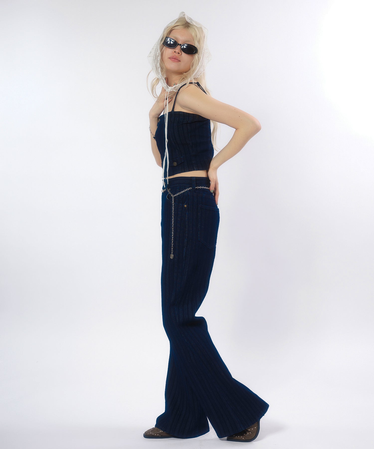 MODEL:170cm/COLOR:BLUE/SIZE:モデルサイズ着用［股下83cm］
